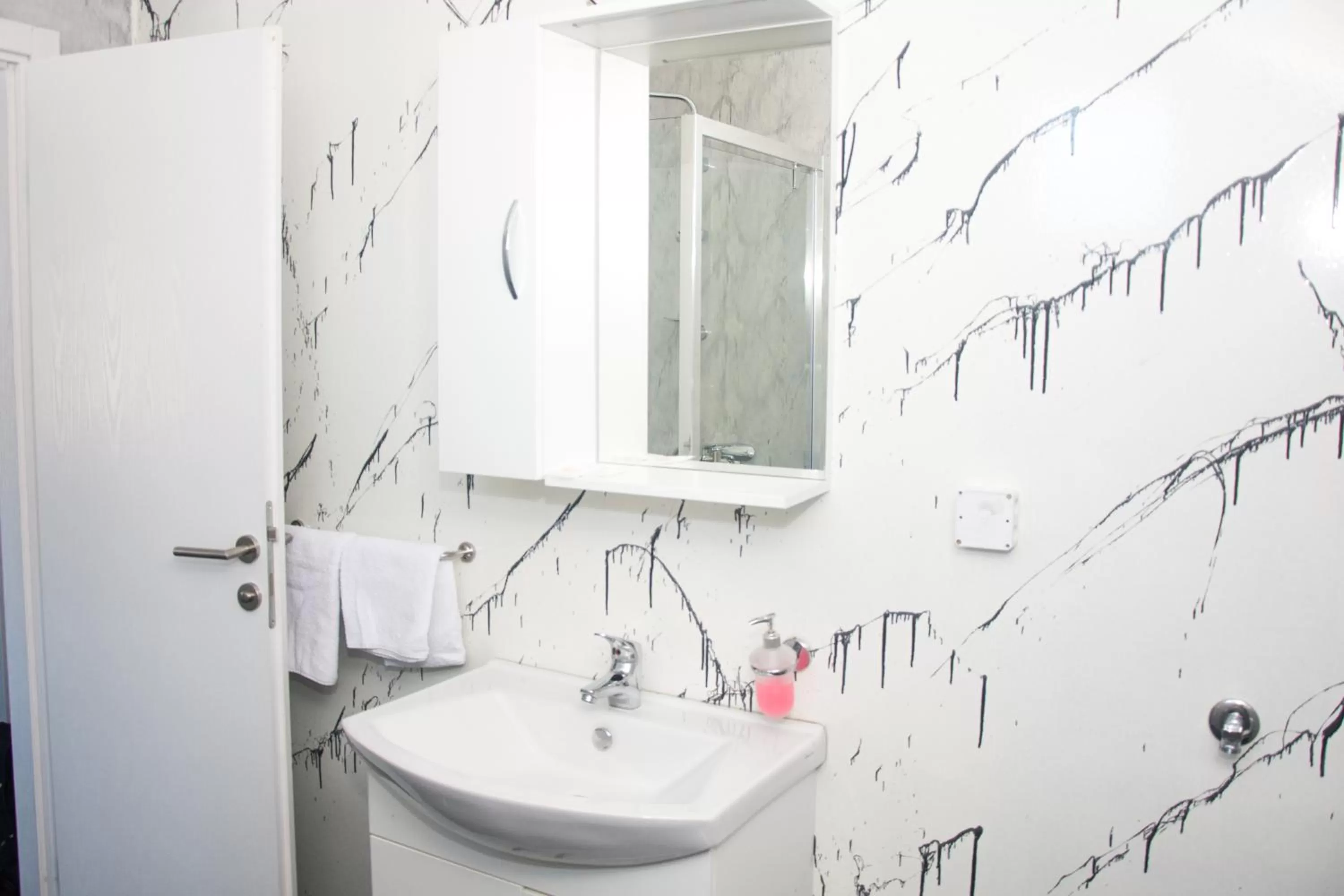 Bathroom in Motel Aura