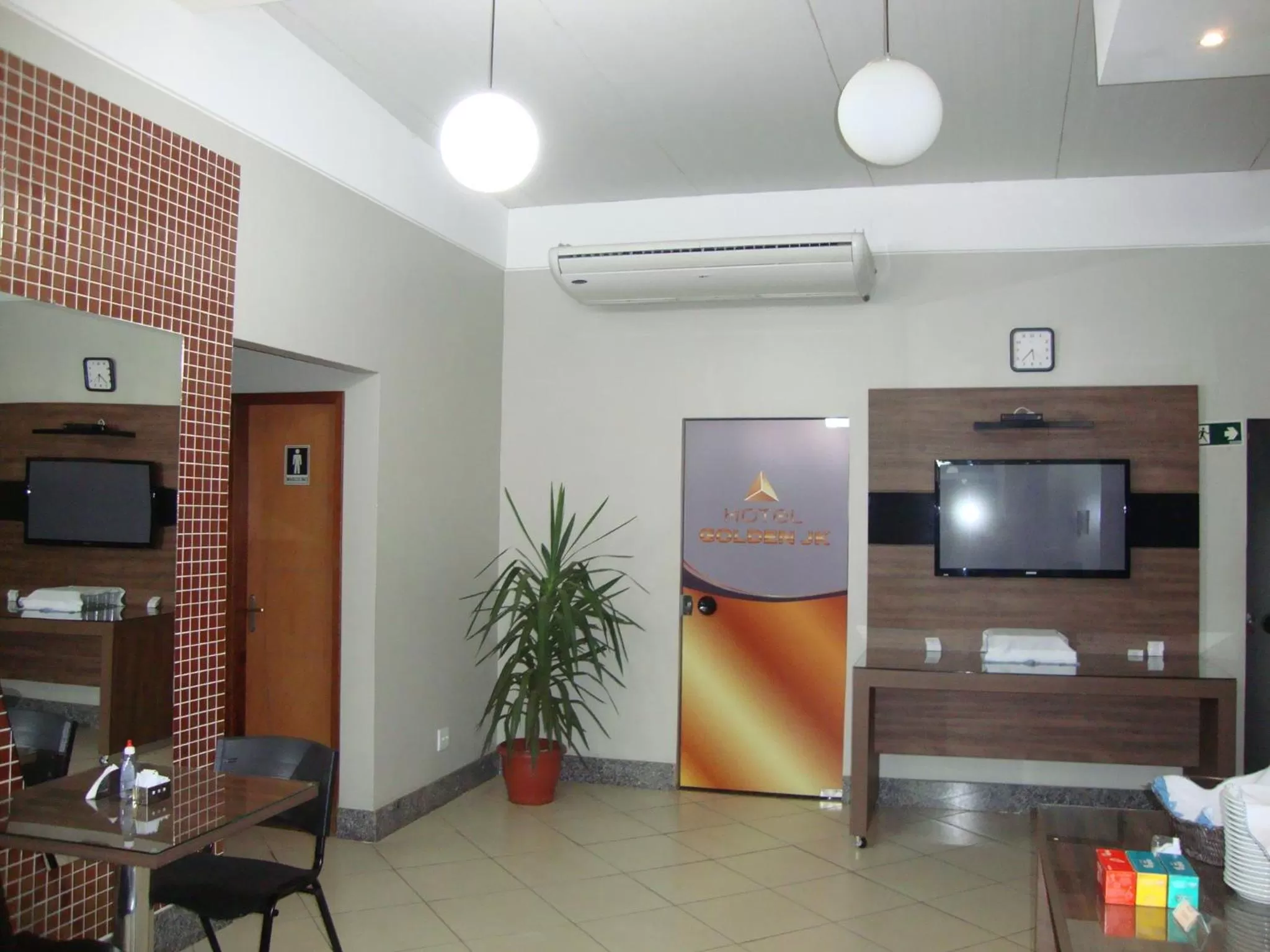 Decorative detail, TV/Entertainment Center in Hotel Golden JK