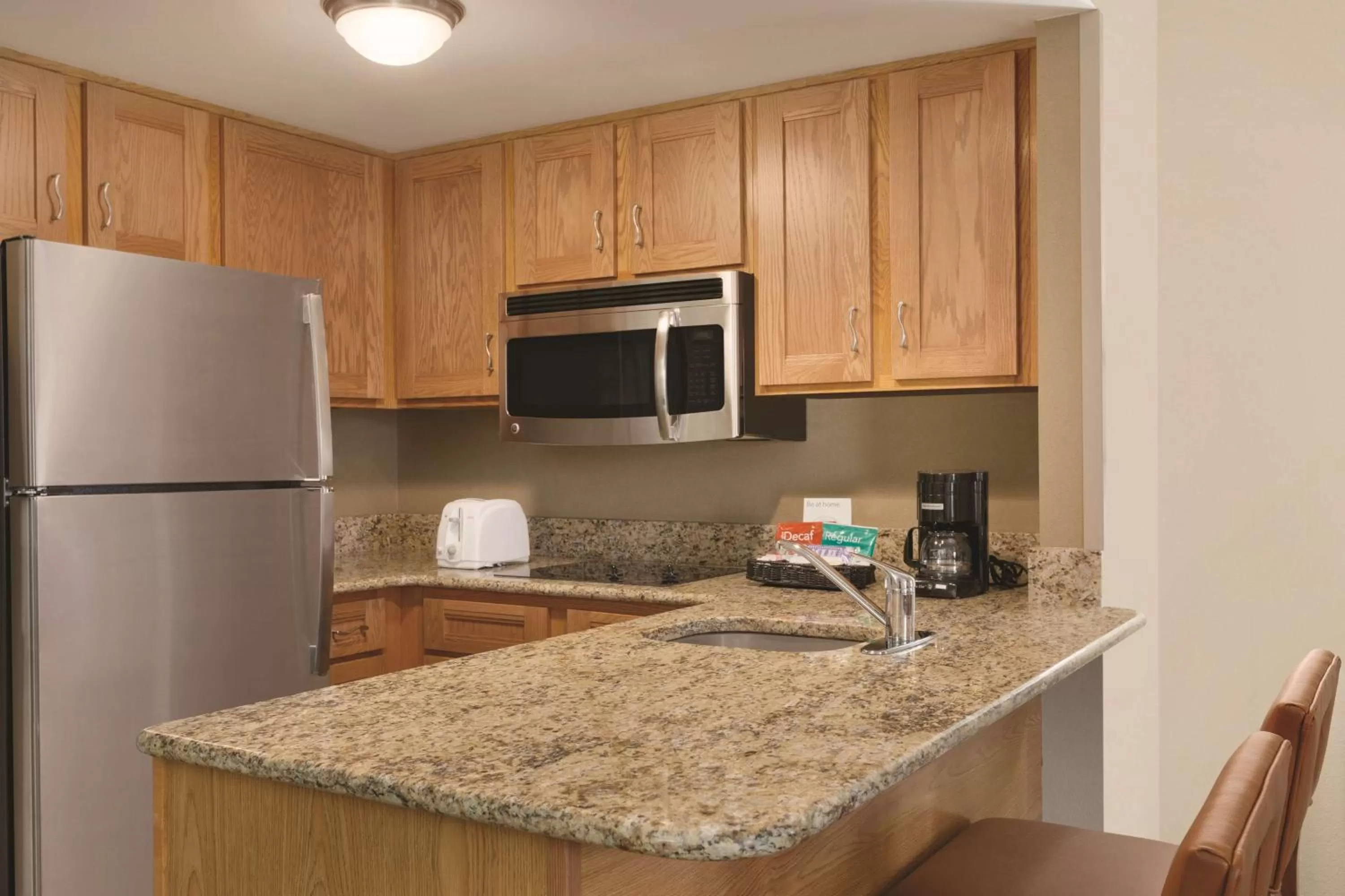 Kitchen or kitchenette in Homewood Suites Harrisburg-West Hershey Area