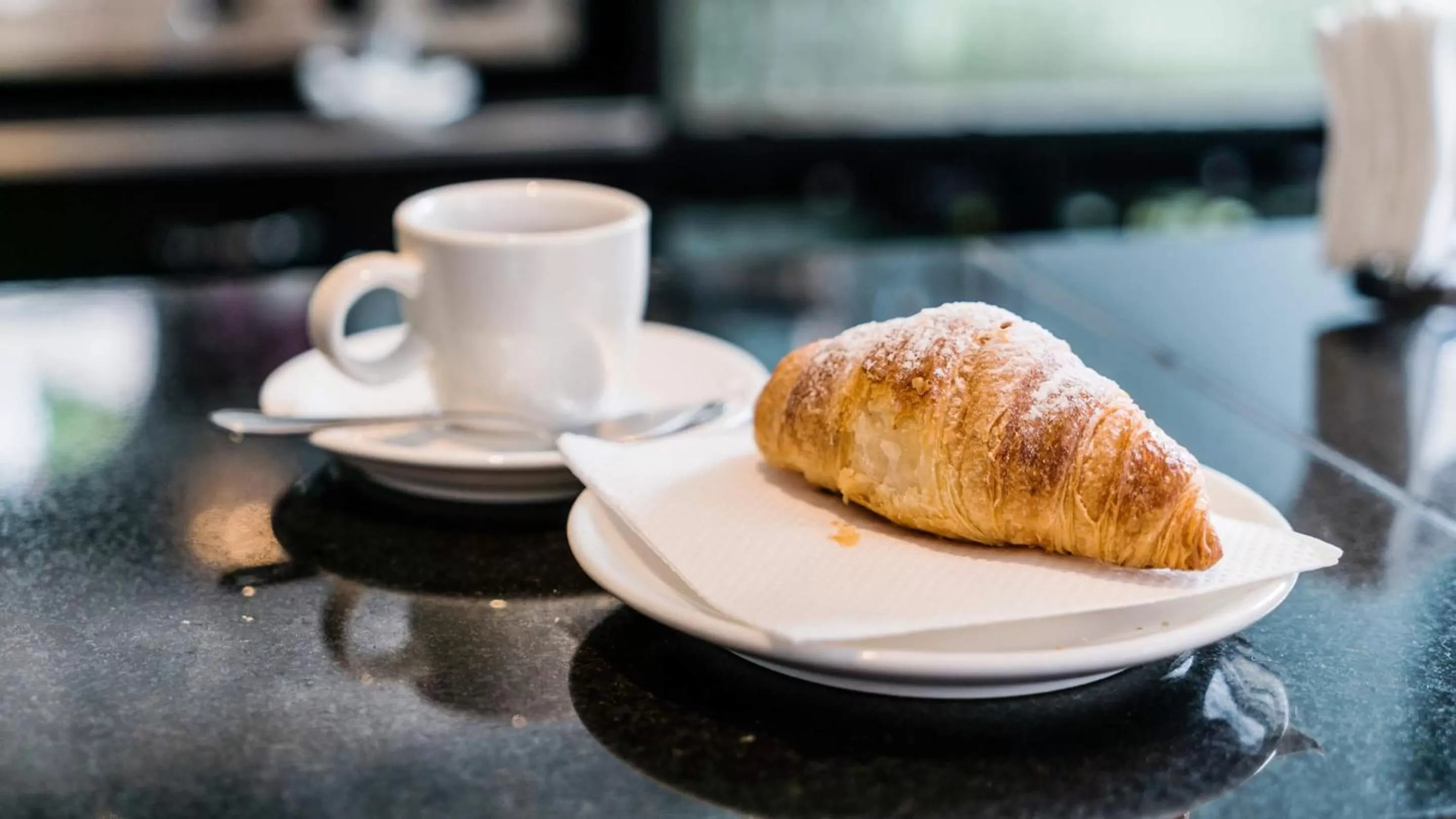 Buffet breakfast in Flora Hotel & Suites