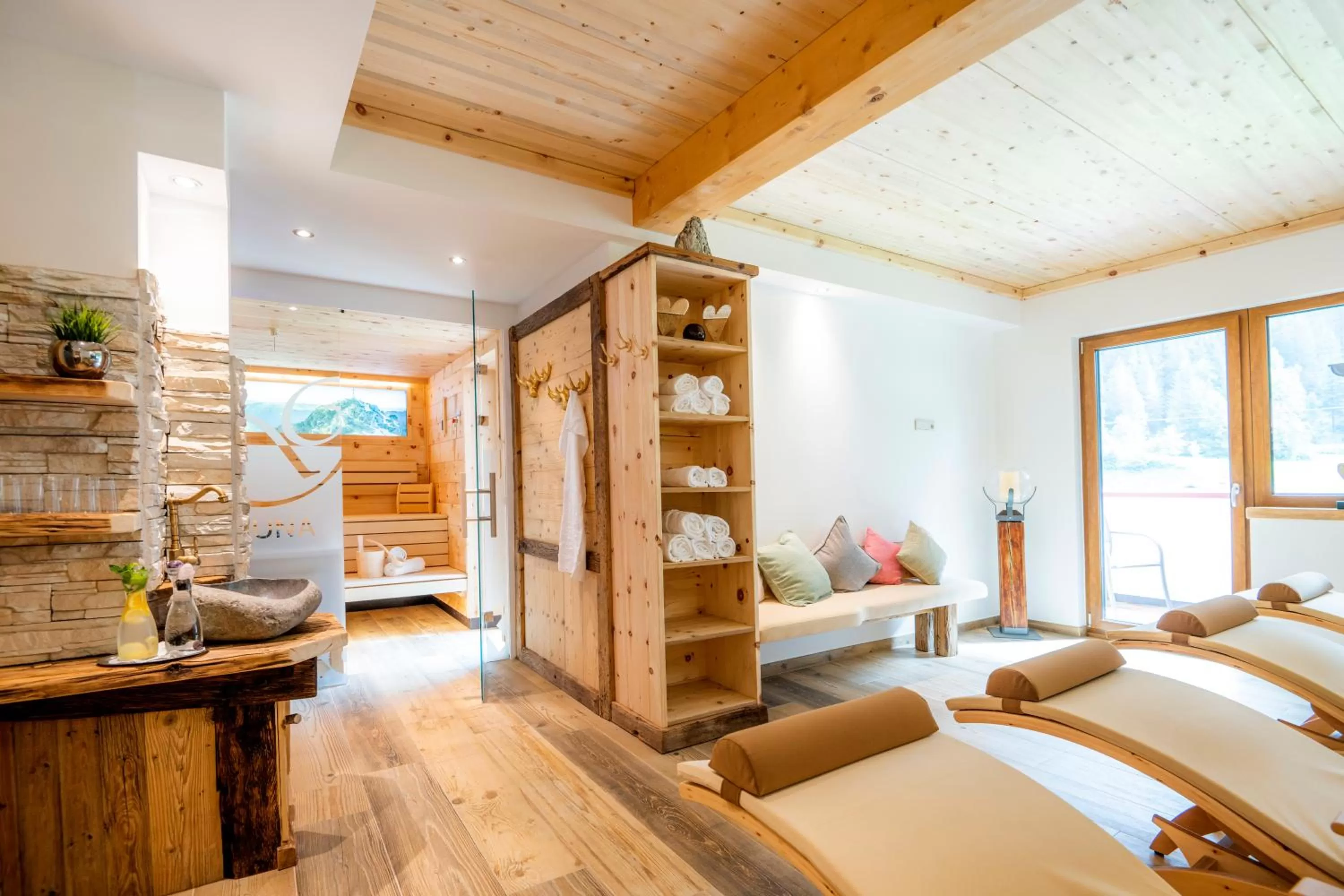 Sauna, Bed in Hotel-Restaurant Burgblick