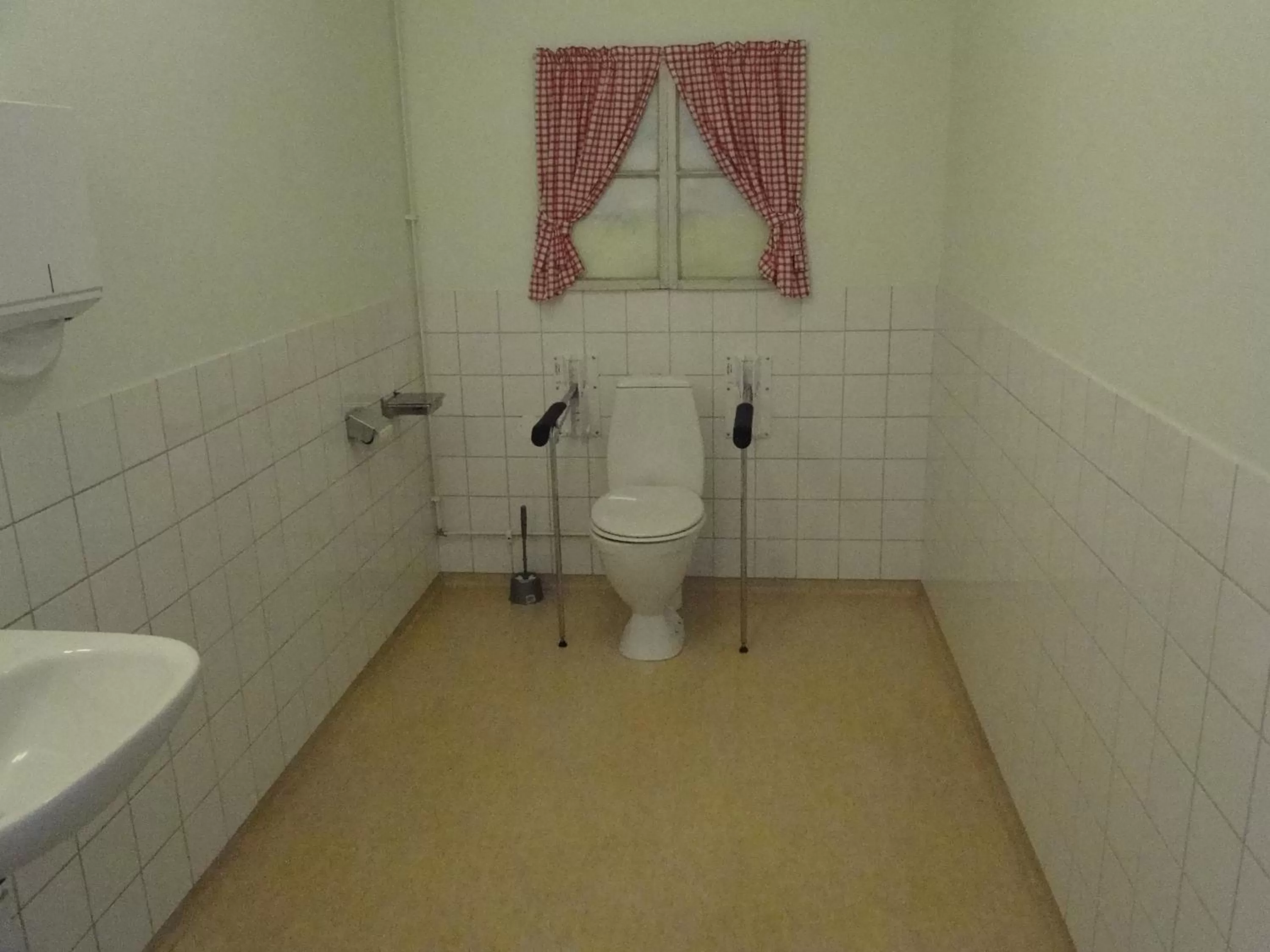 Bathroom in Sunne Hembygdsgård B&B