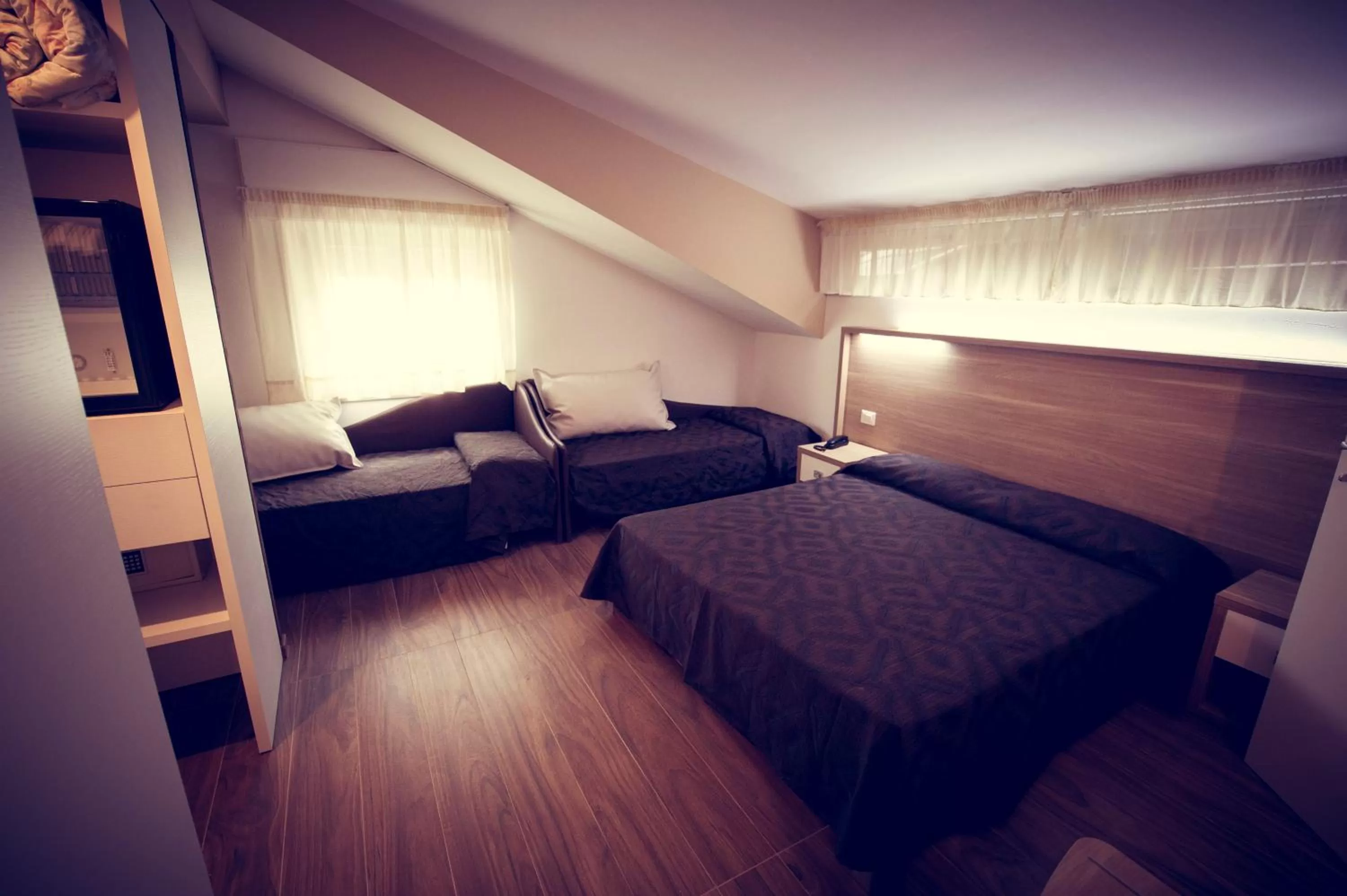 Photo of the whole room, Bed in Hotel Fini