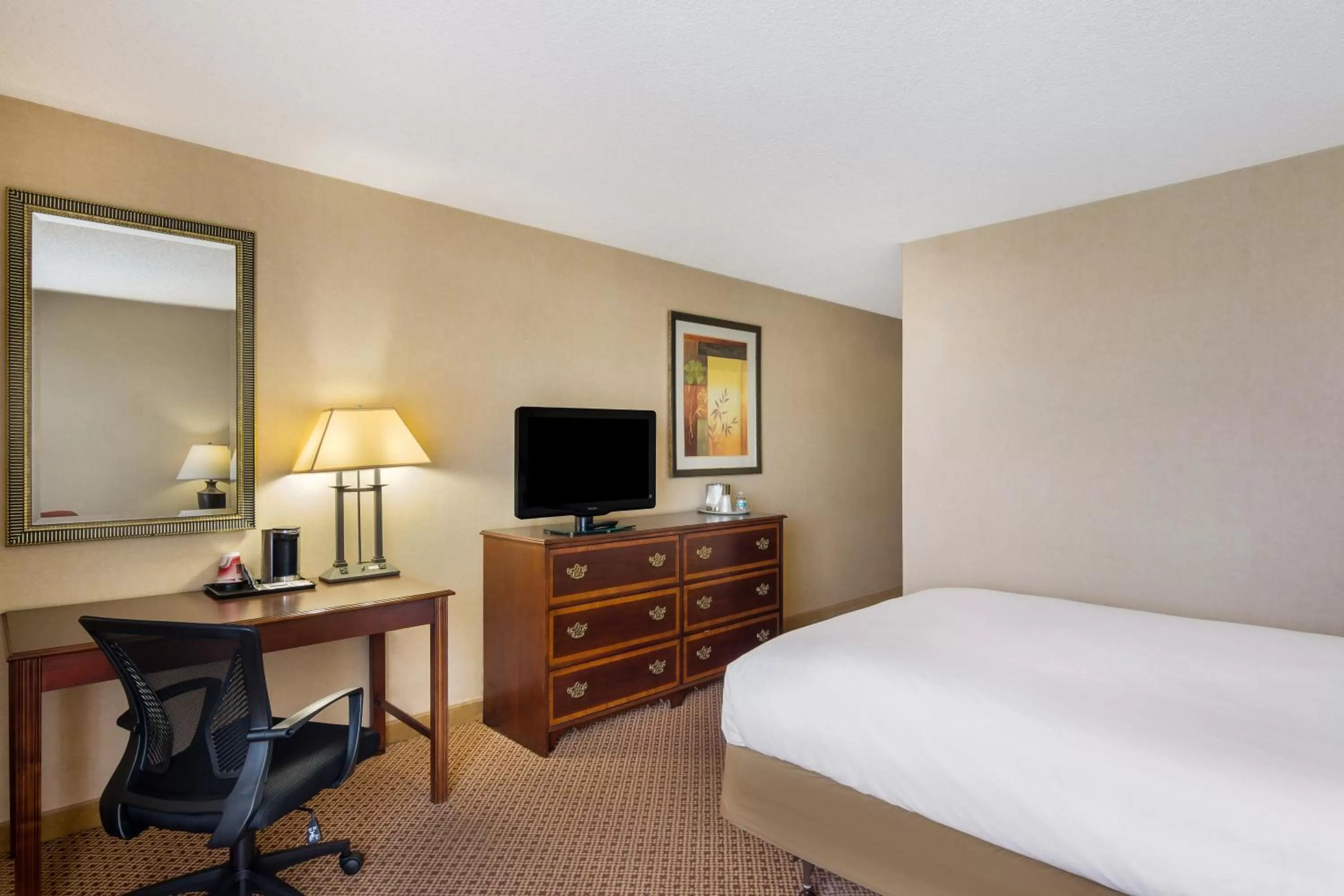 Standard Queen Room - Non-Smoking in Red Lion Hotel Cheyenne