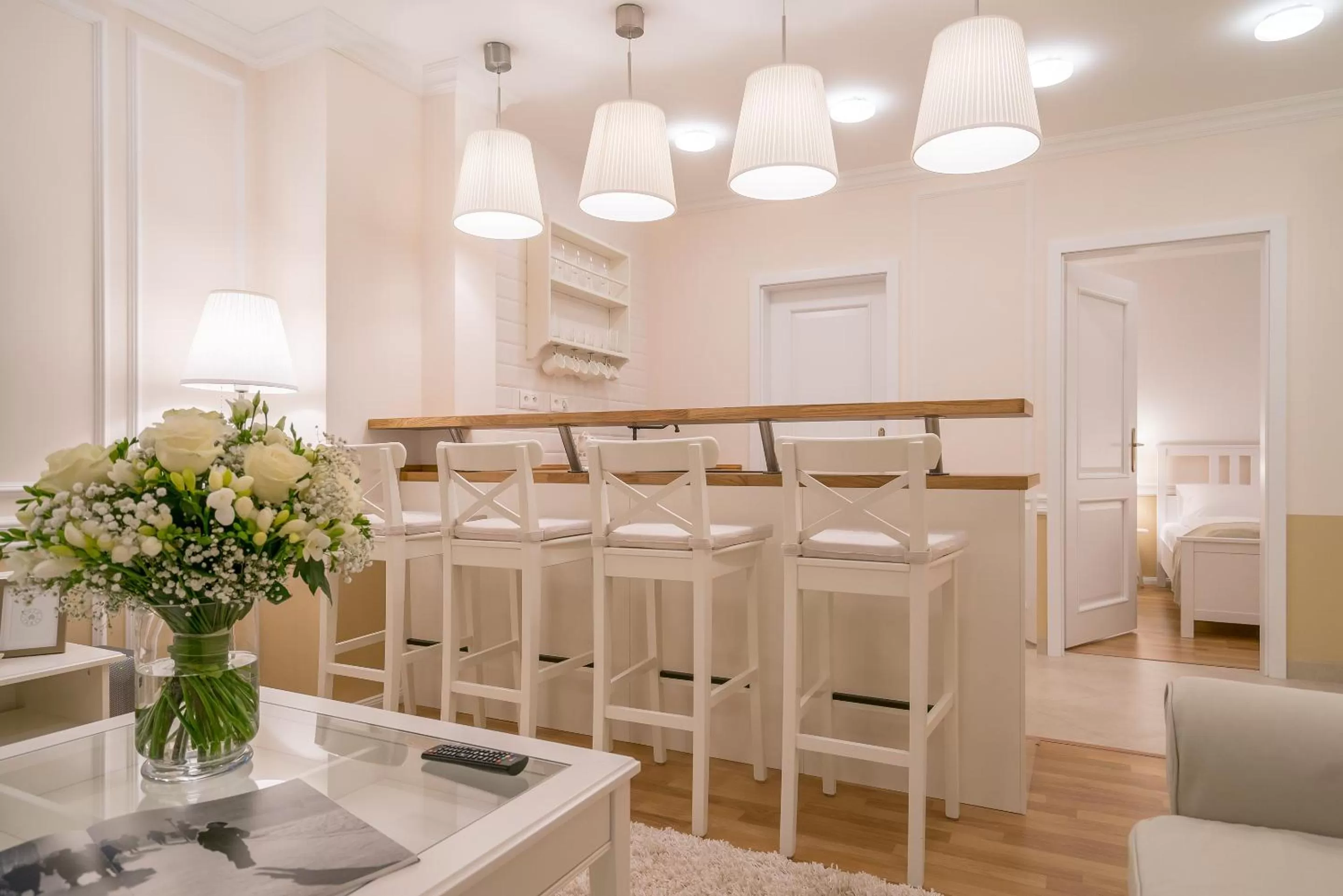 Dining area, Bed in Revelton Suites Karlovy Vary
