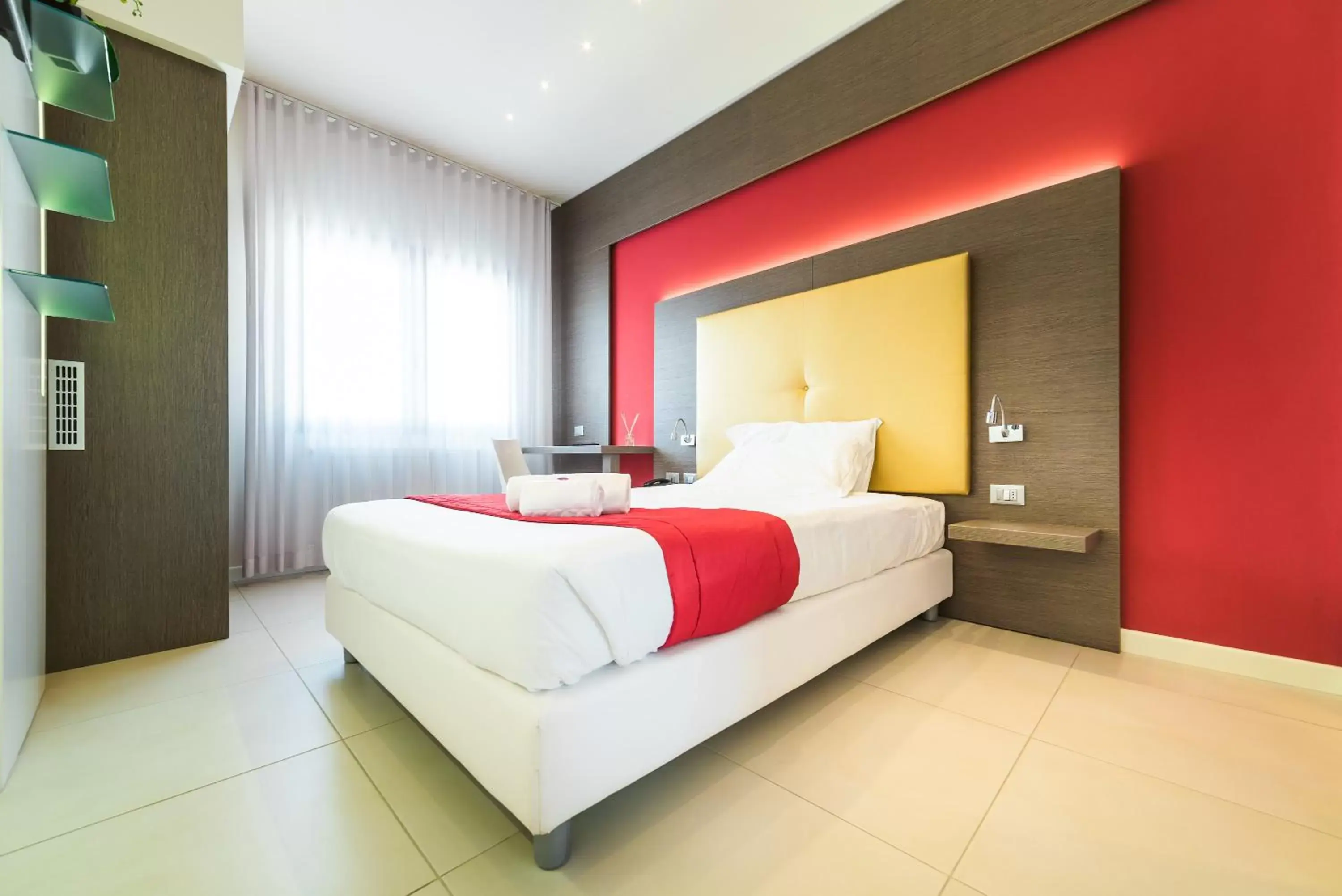 Superior Single Room in Hotel Calaluna Superior Single Room in Hotel Calaluna