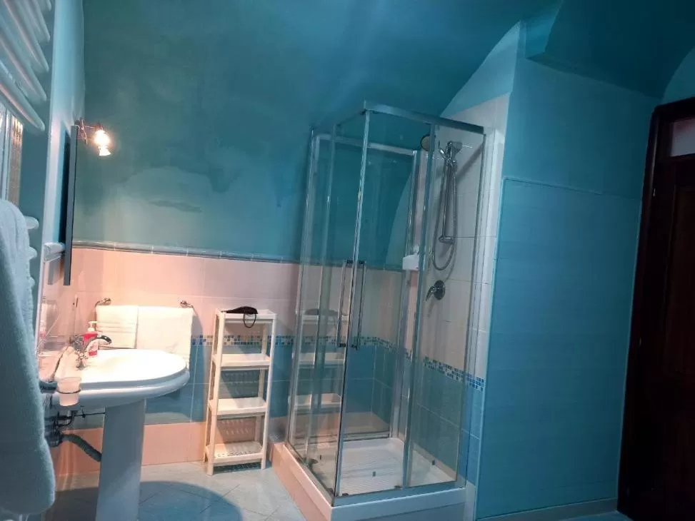 Bathroom in B&B Athena Comfort "Centro Città"