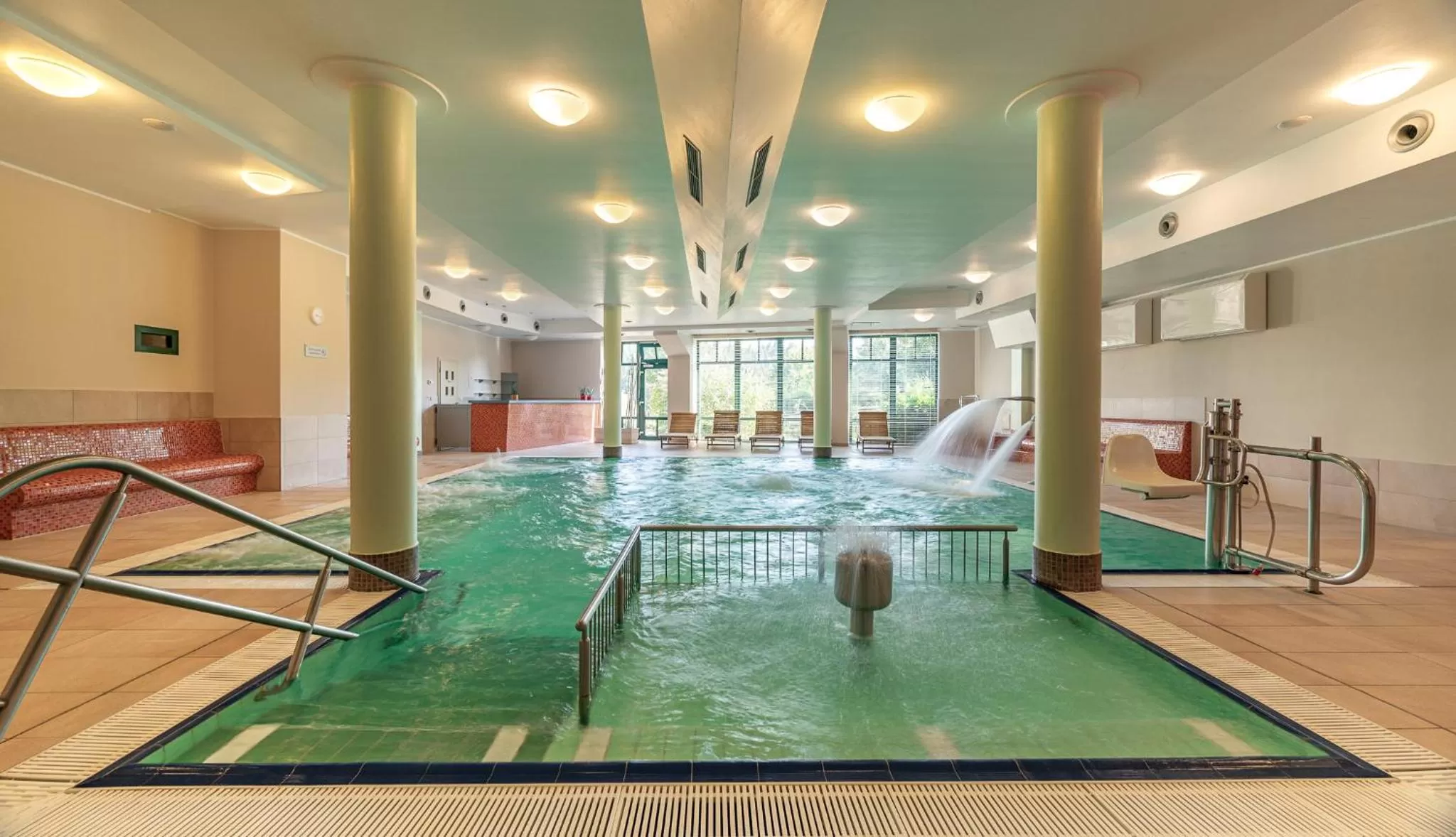 Spa and wellness centre/facilities, Swimming Pool in Hotel Studanka