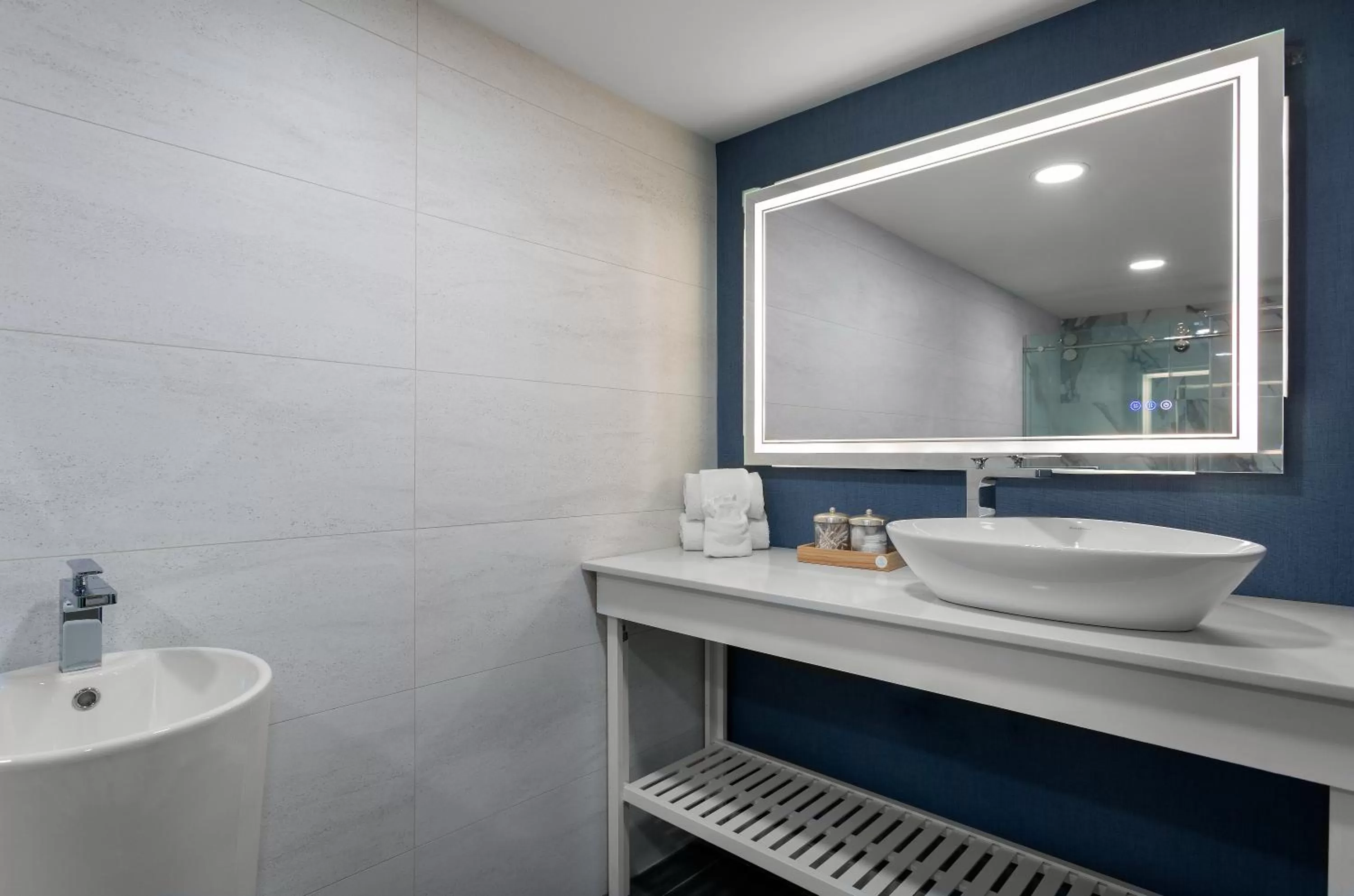 One-Bedroom Suite in Crown Reef Beach Resort and Waterpark