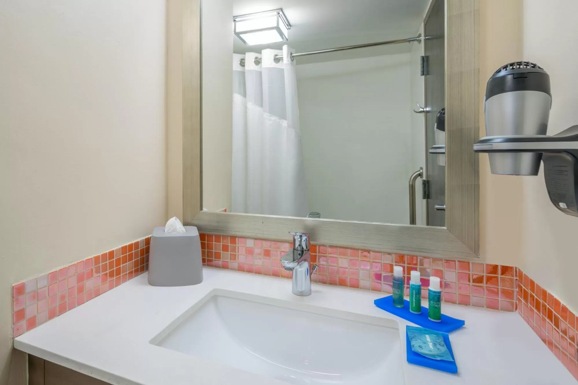 Bathroom in Holiday Inn Express & Suites Nassau by IHG