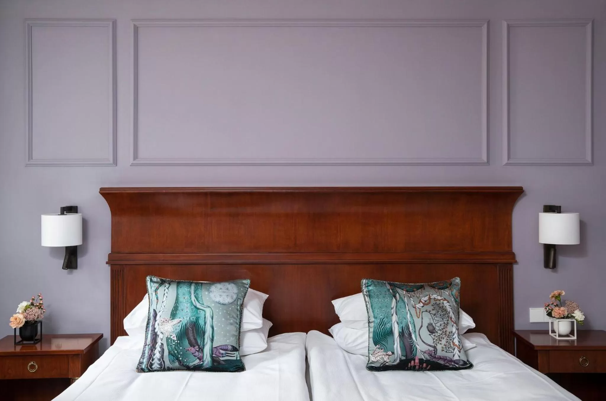 Bed in Leopolis Hotel