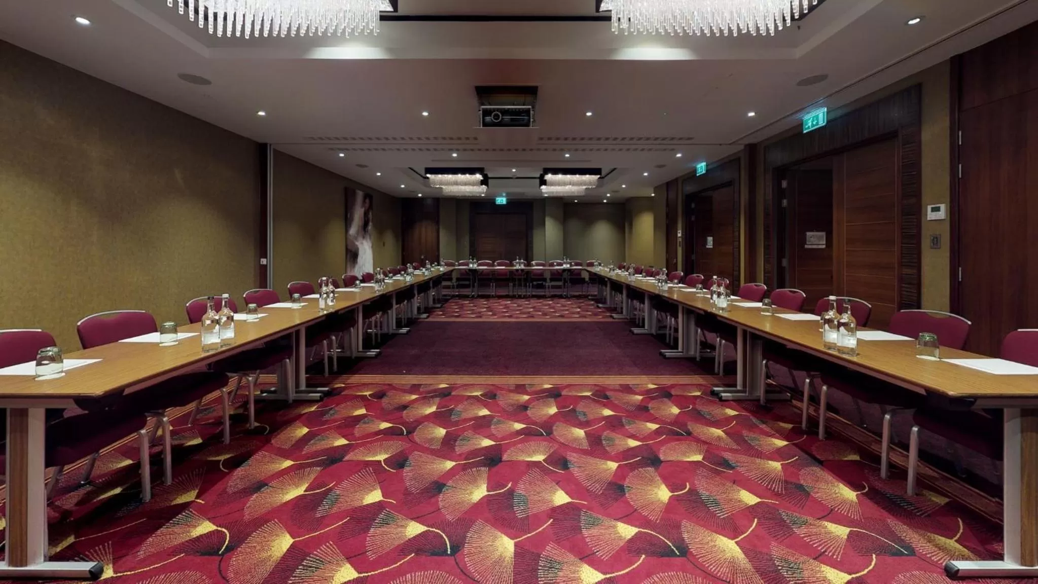 Meeting/conference room in Holiday Inn London Kensington High St. by IHG