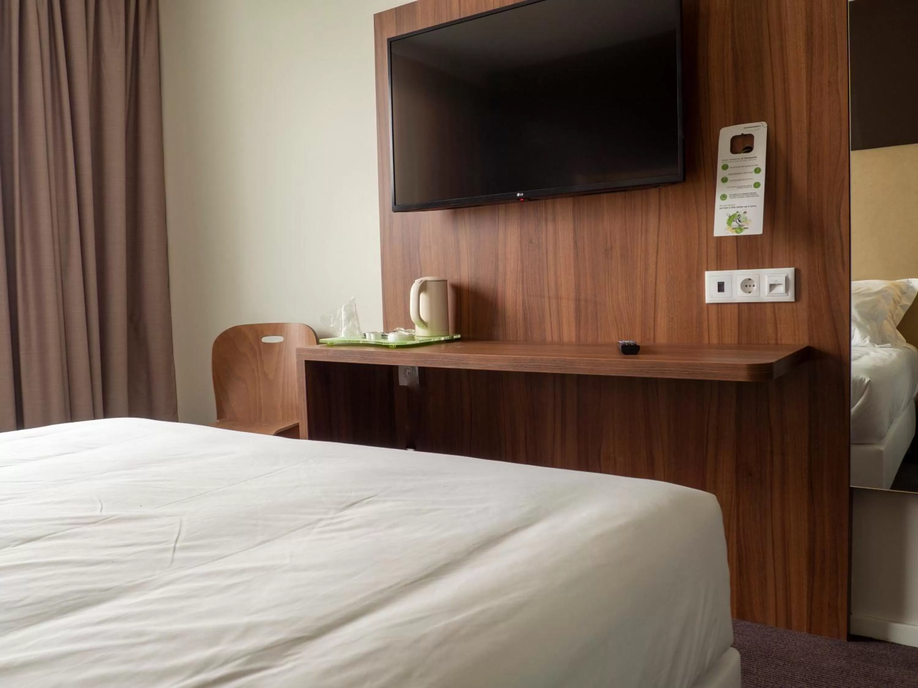 Bed in Campanile Caldas da Rainha