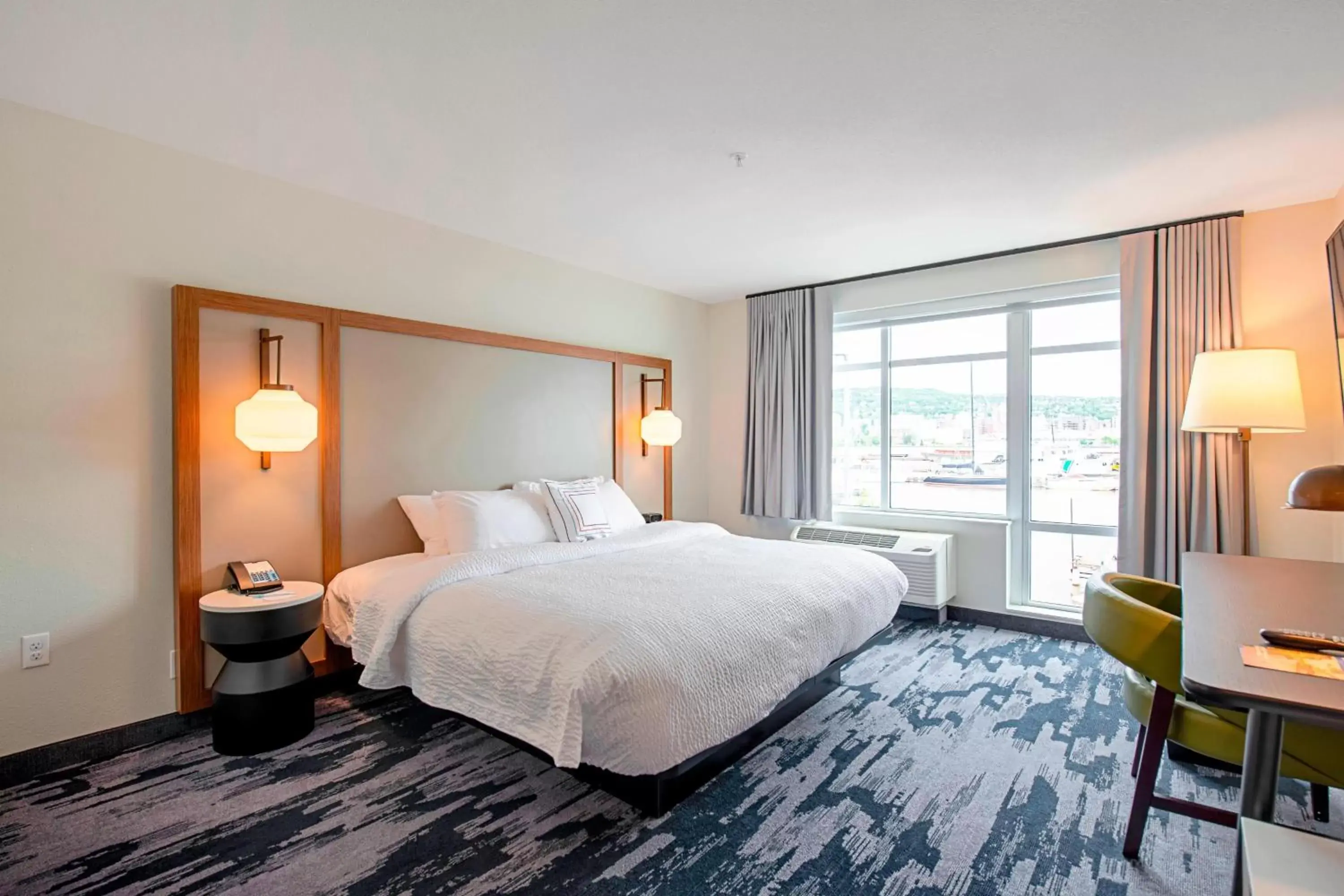 King Room - Hearing Accessible in Fairfield Inn & Suites By Marriott Duluth Waterfront King Room - Hearing Accessible in Fairfield Inn & Suites By Marriott Duluth Waterfront