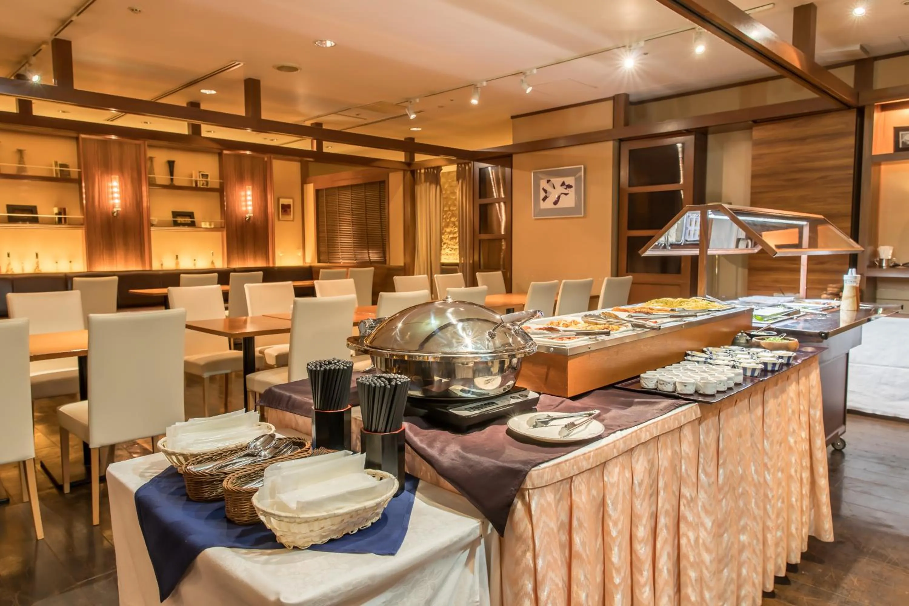 Restaurant/places to eat in IP City Hotel Osaka - Imperial Palace Group