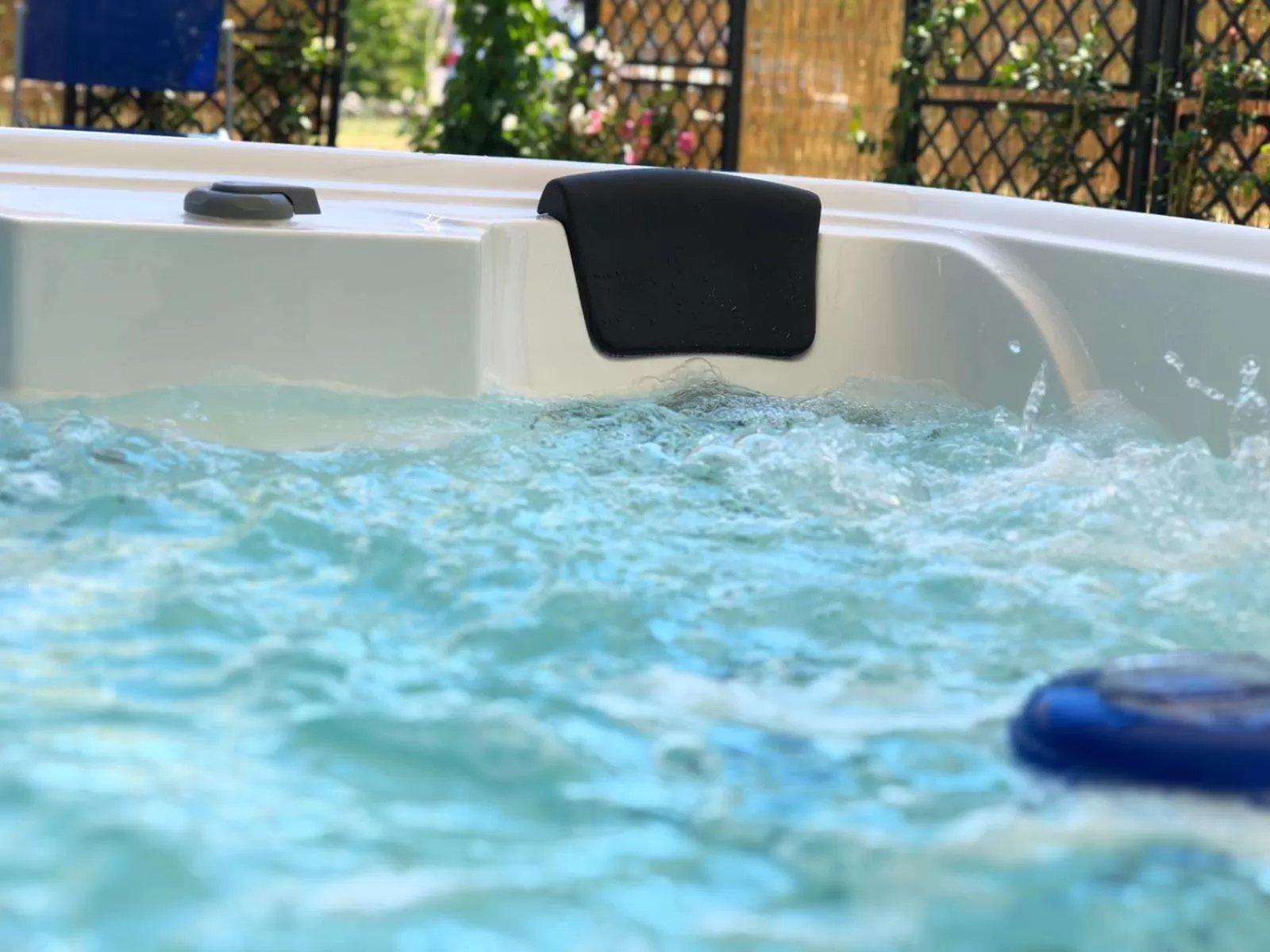 Hot Tub in Trulli Donna Isabella