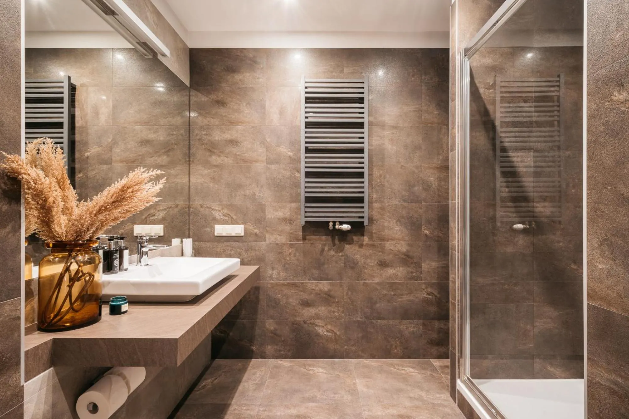 Shower in Topolowa Residence - LoftAffair Collection