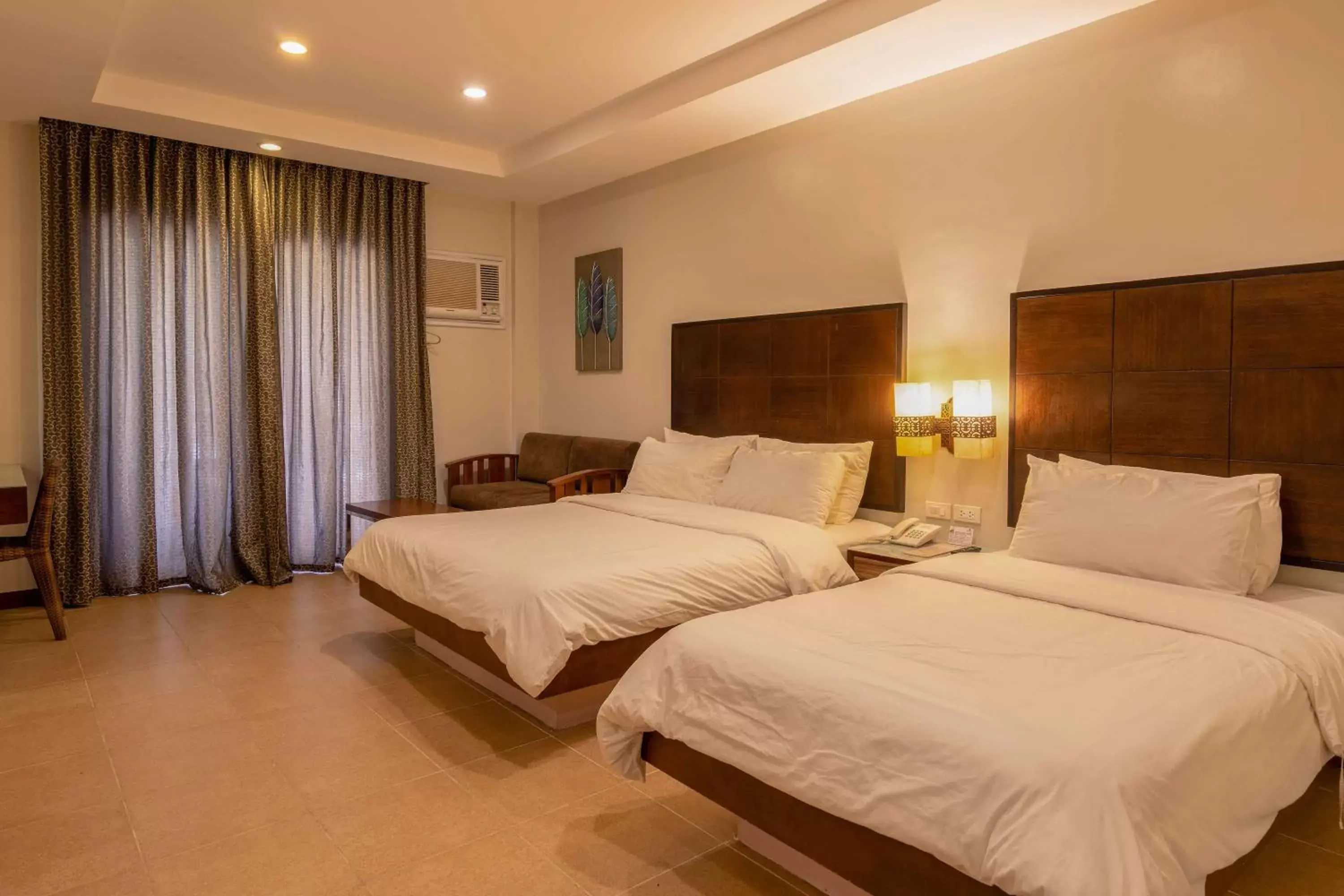 Deluxe Twin Room in MO2 Lagoon Coron Deluxe Twin Room in MO2 Lagoon Coron