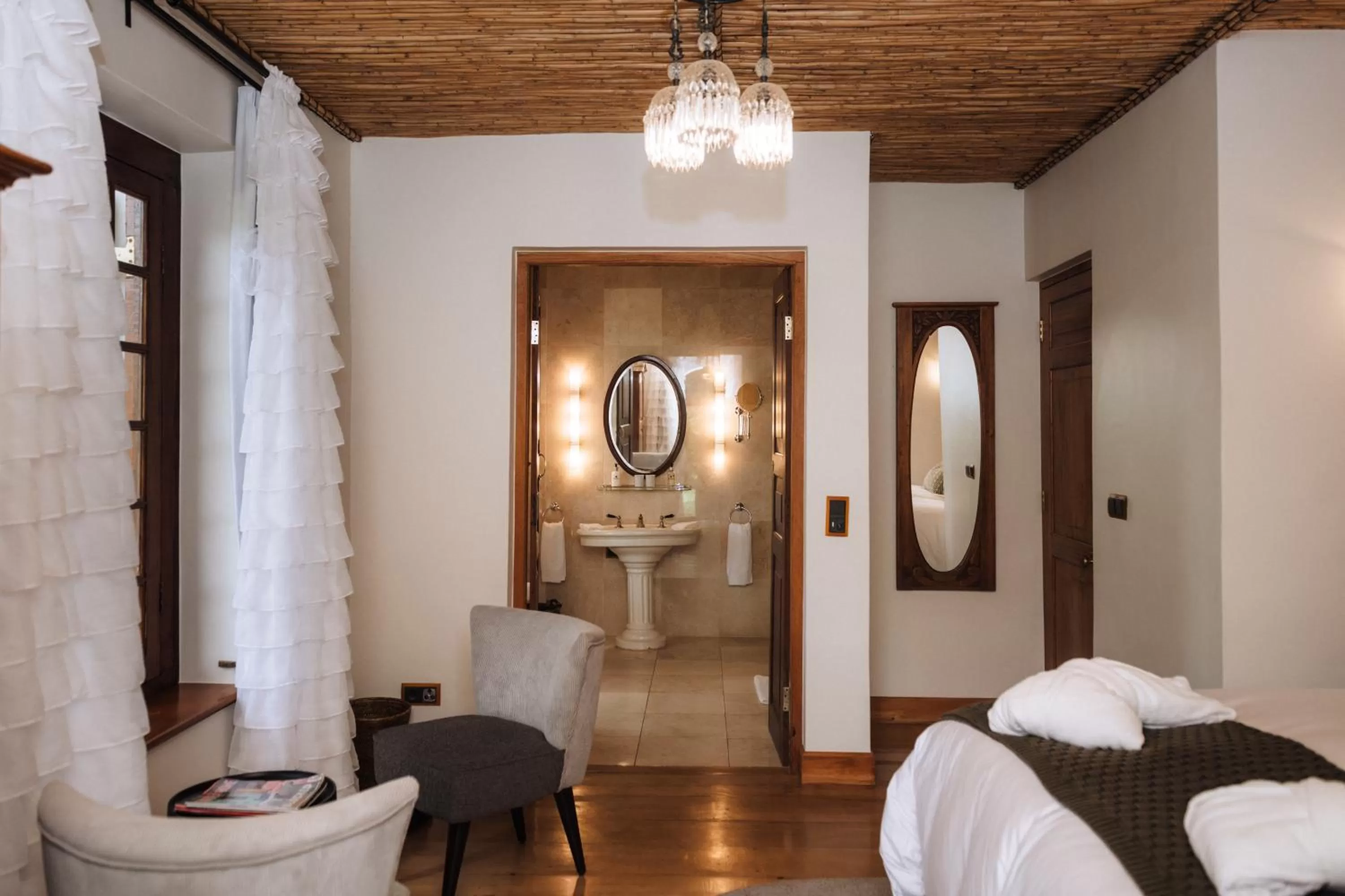 Photo of the whole room, Bed in Adara Palmiet Valley Luxurious Boutique Farm Hotel