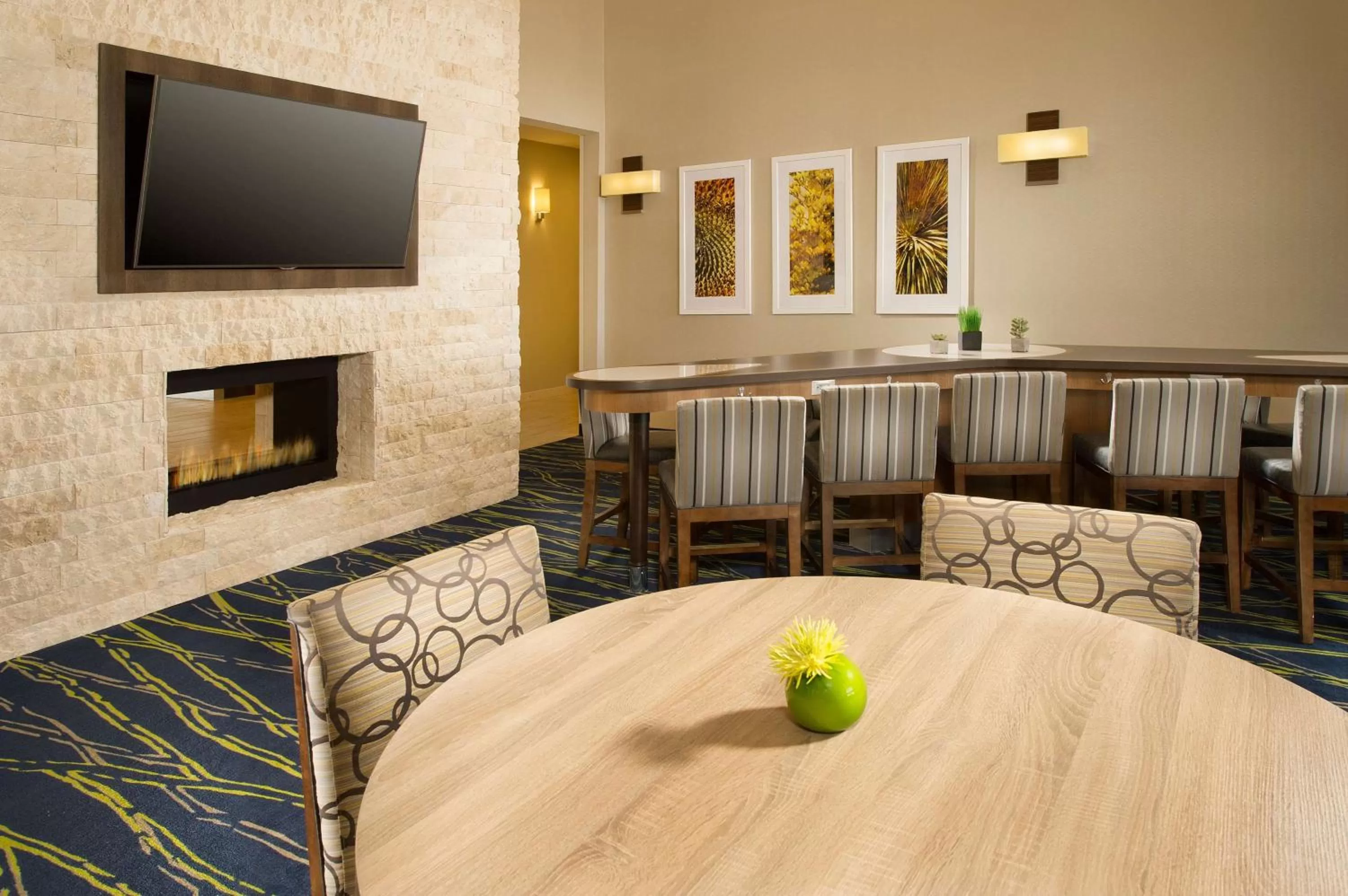 Lobby or reception in Homewood Suites by Hilton Midland