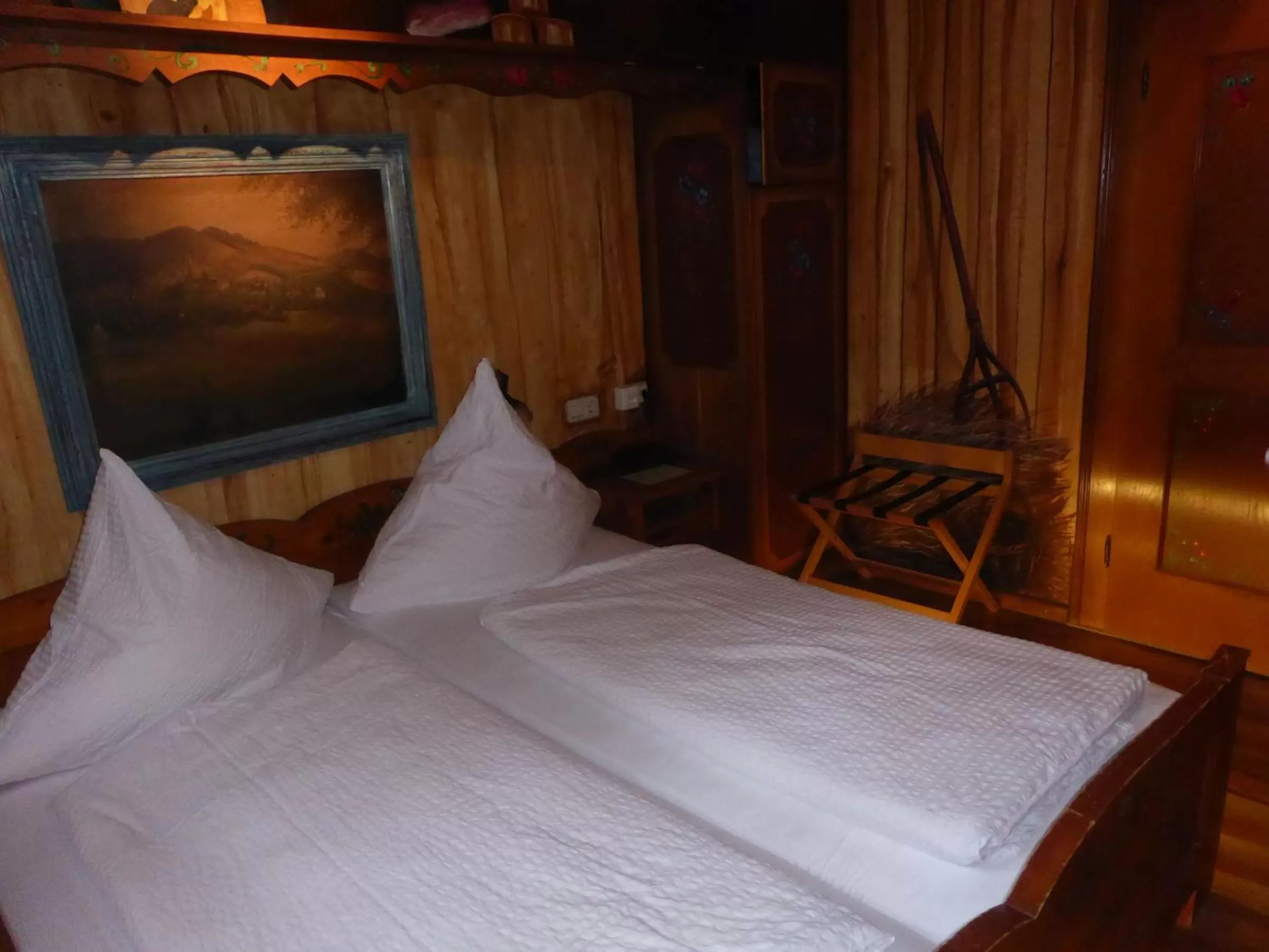 Bed in Gasthaus Storchen Hellas