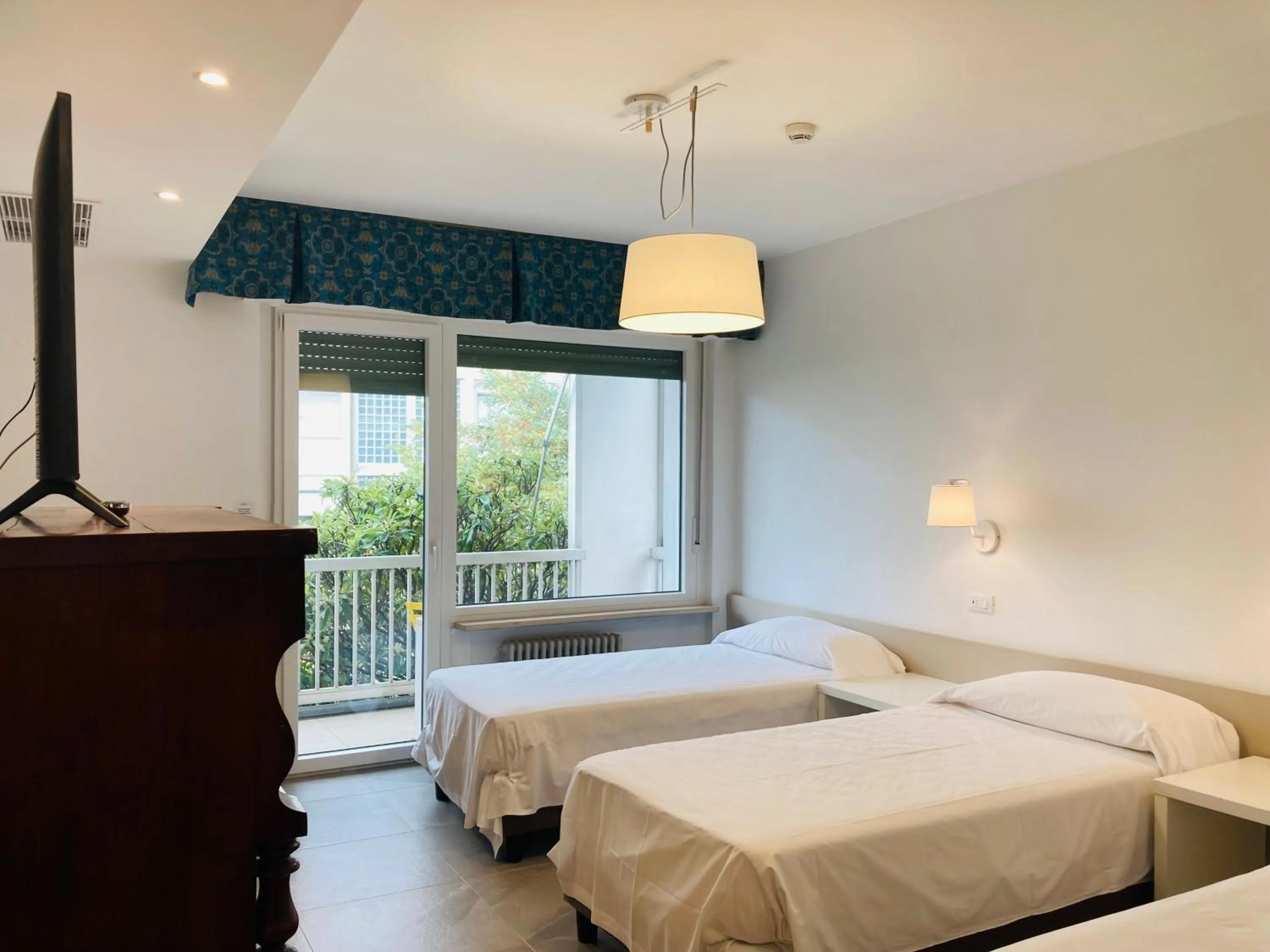 Photo of the whole room, Bed in Hotel Ghironi