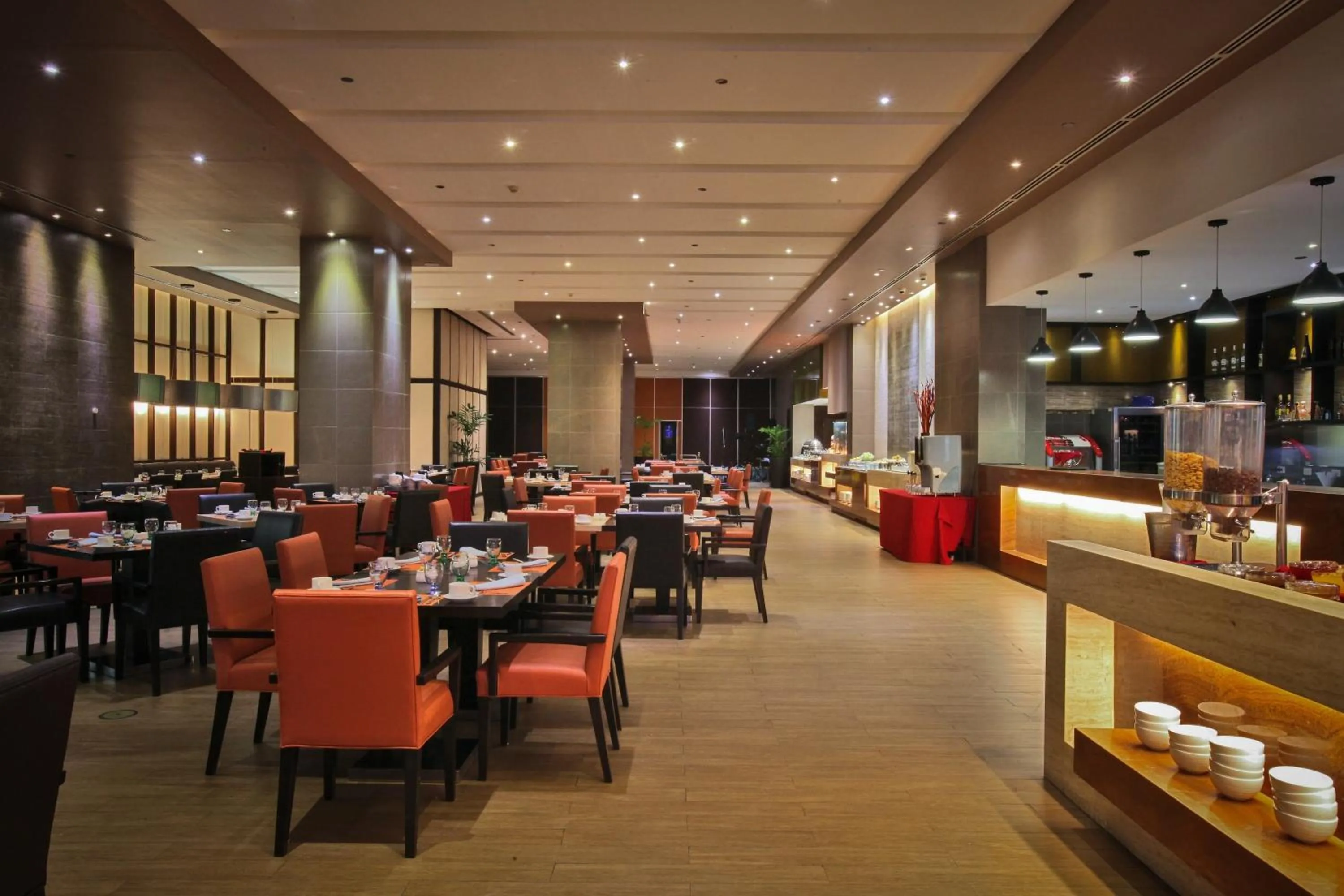 Restaurant/places to eat in Limketkai Luxe Hotel