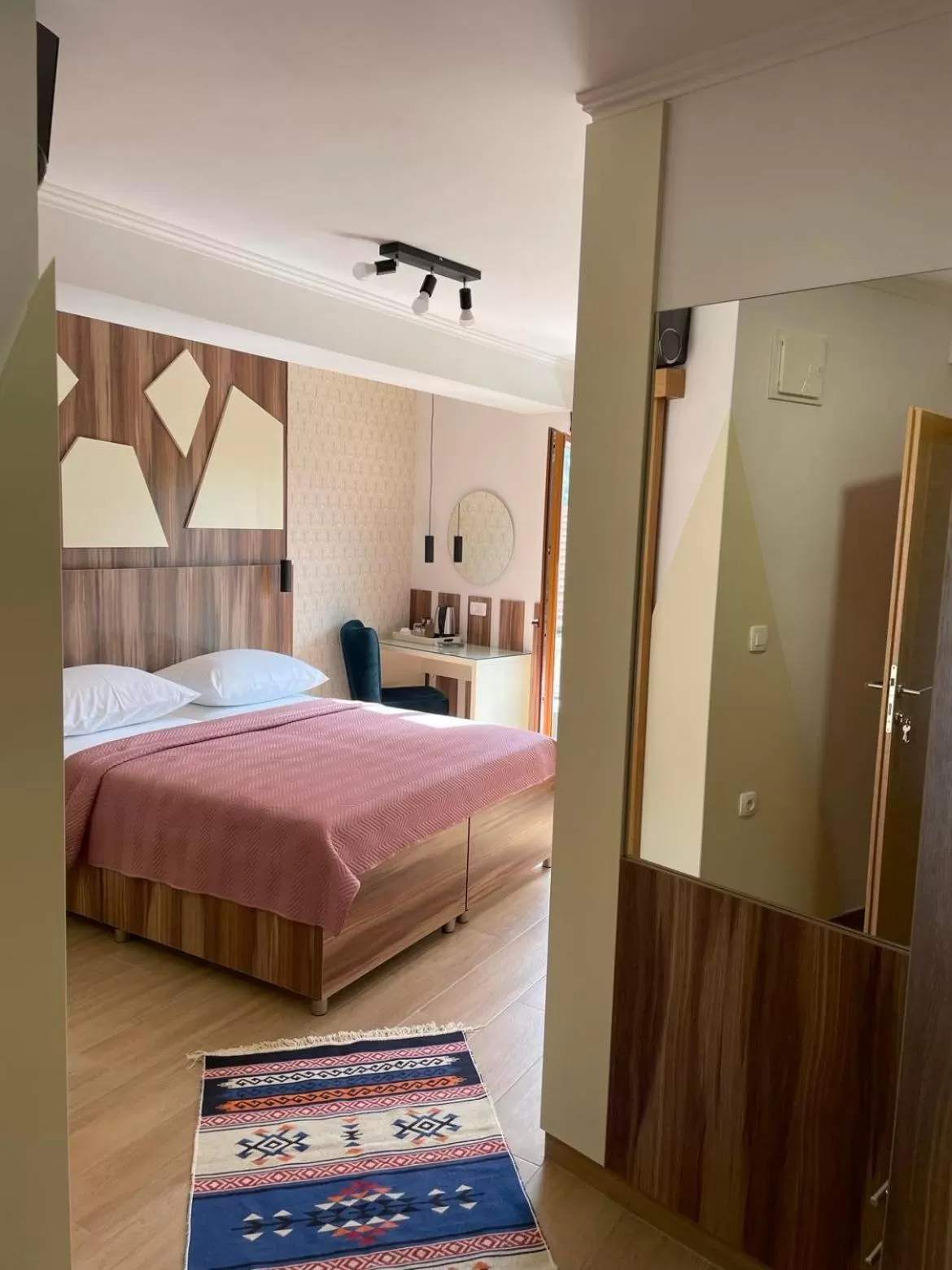 Bedroom, Bed in Hotel - Villa Lejla