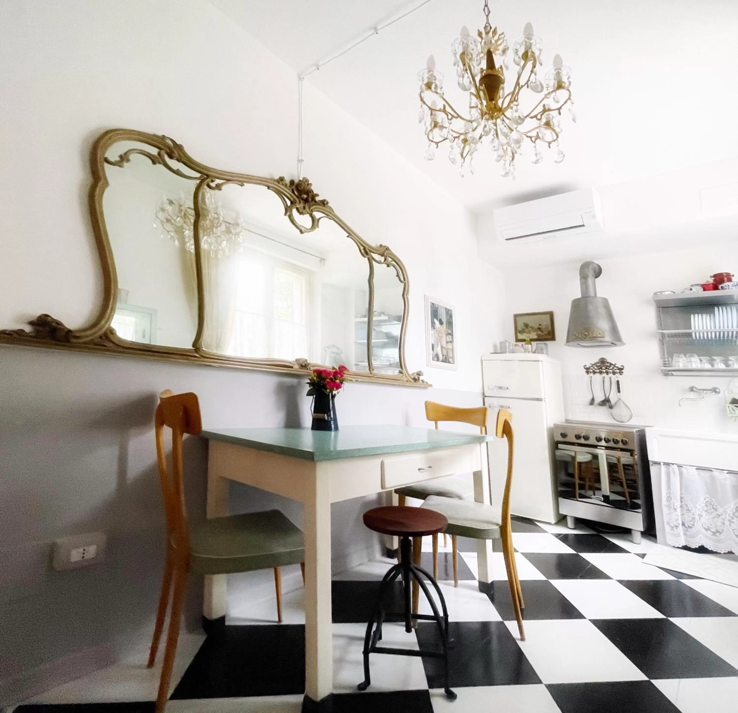 Dining area in Mapepa Village apartments