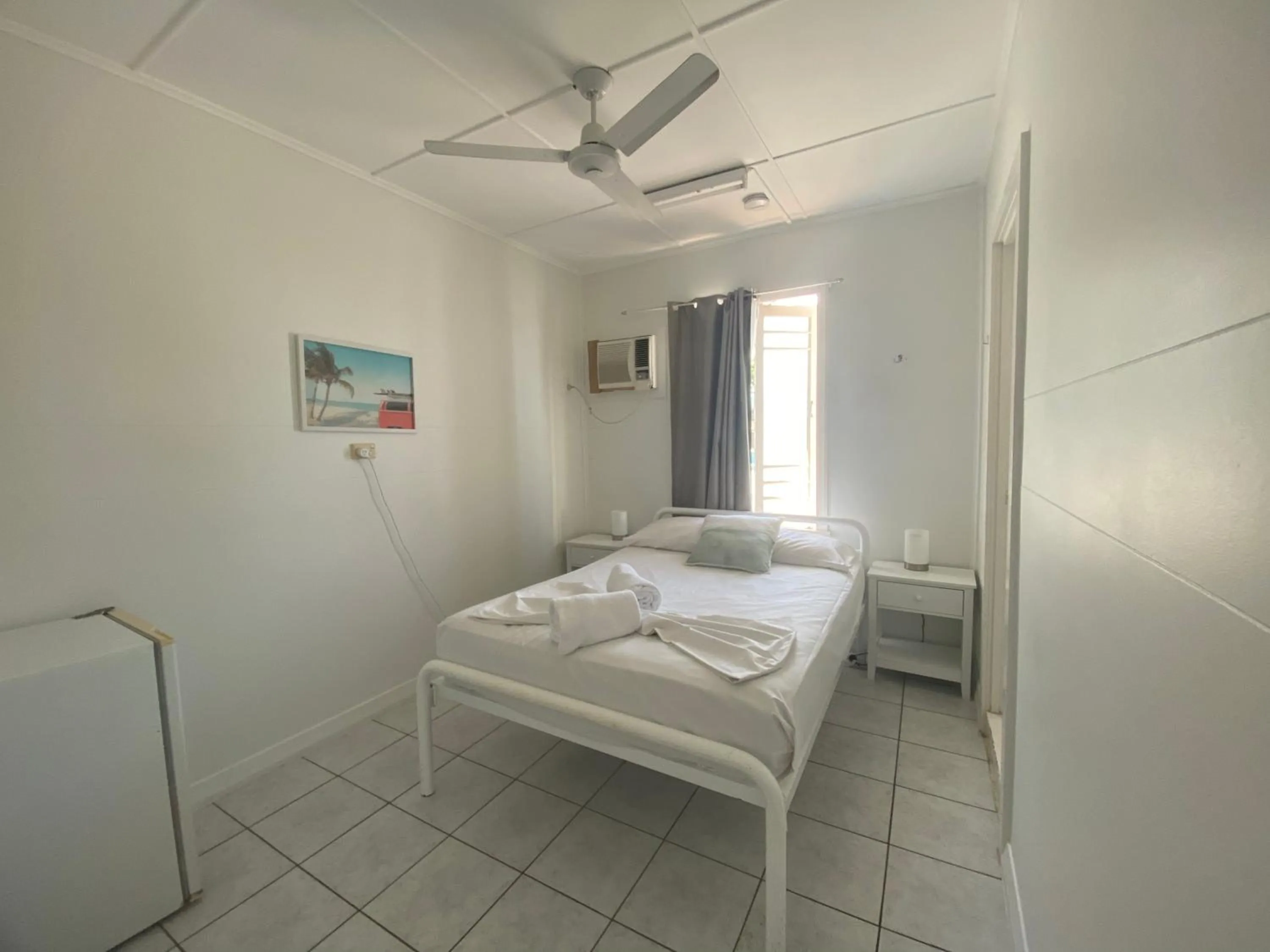 Photo of the whole room, Bed in Civic Guest House