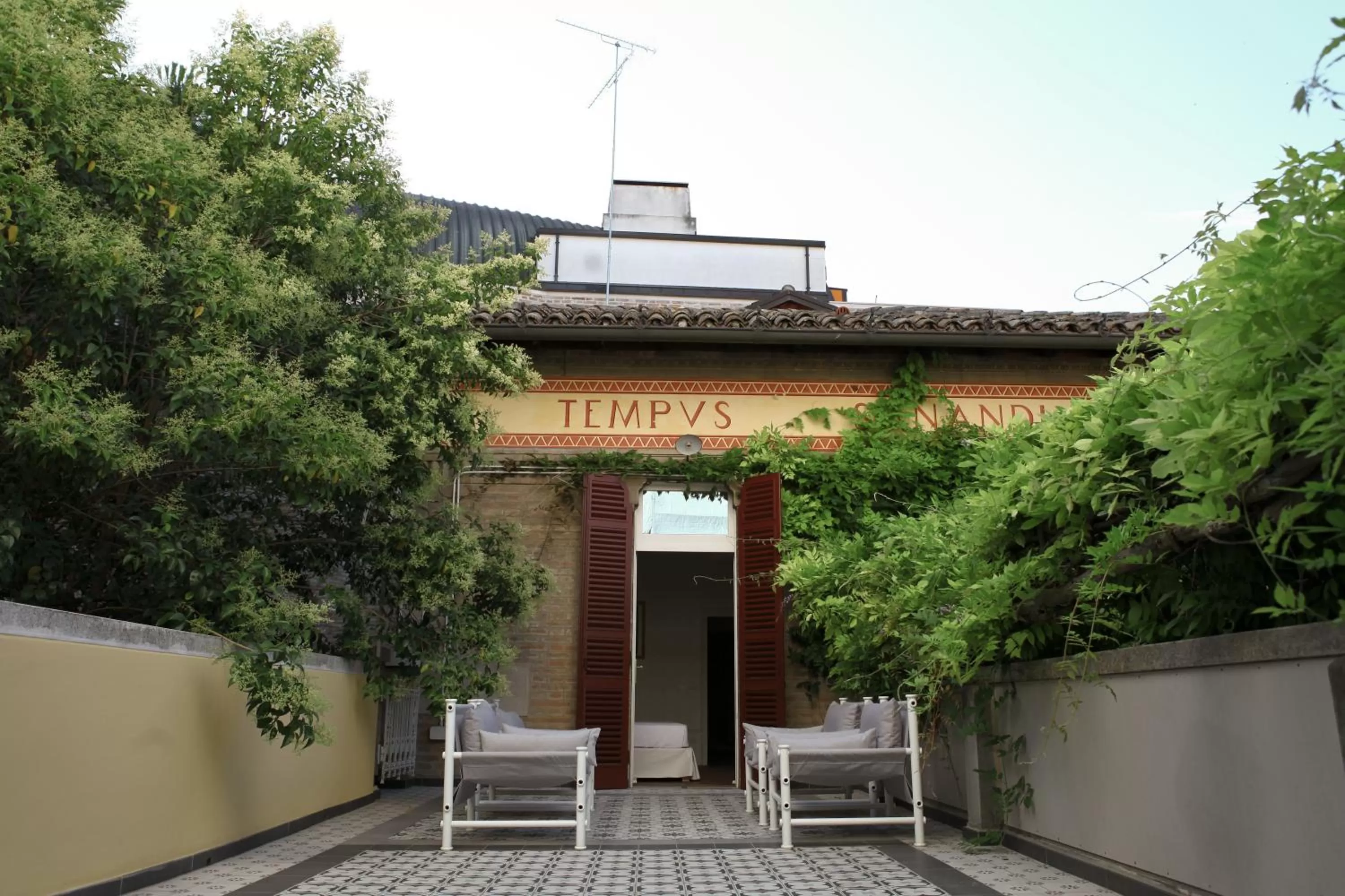 Junior Suite with Terrace in Chez papa