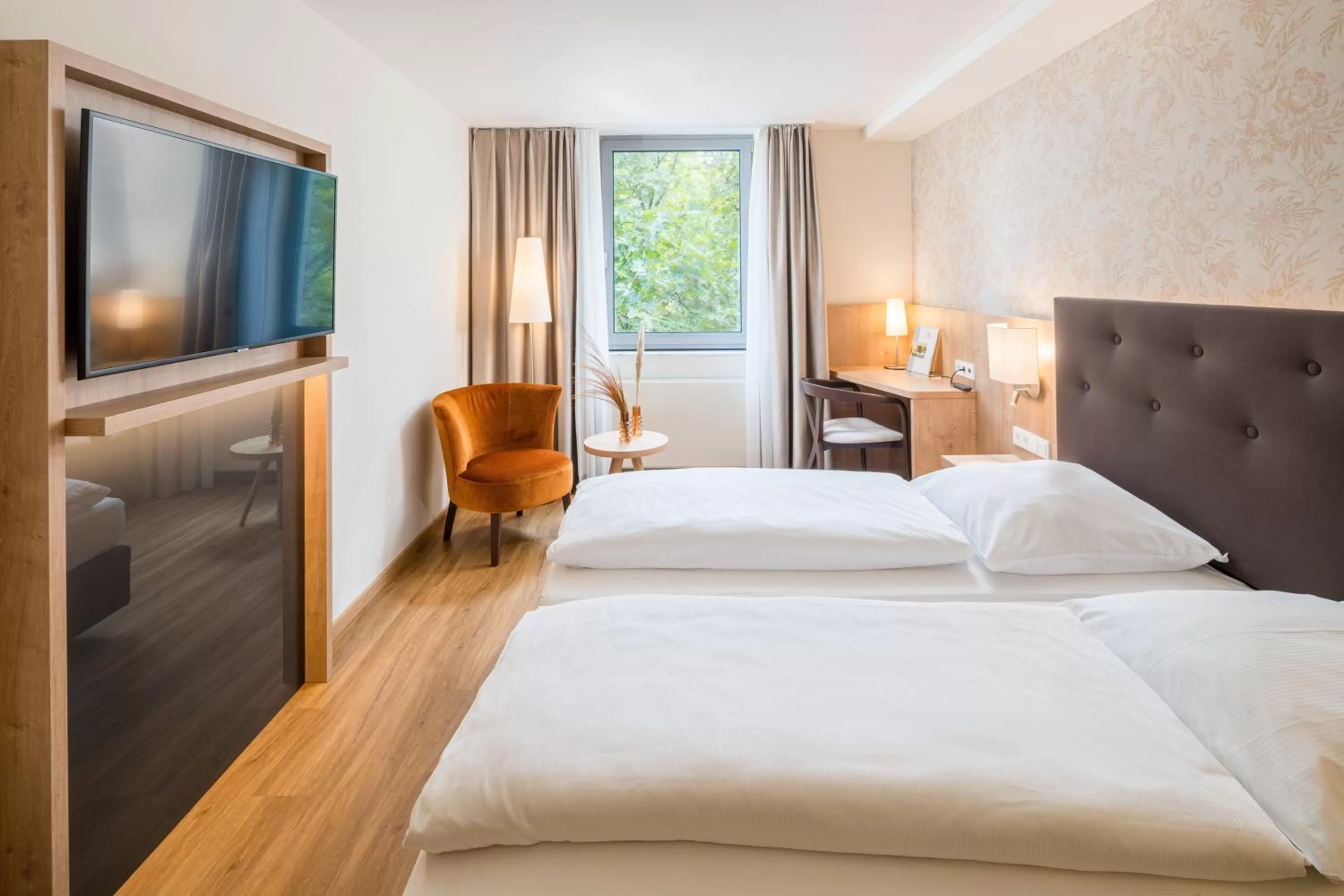 Property building, Bed in Hotel Flandrischer Hof