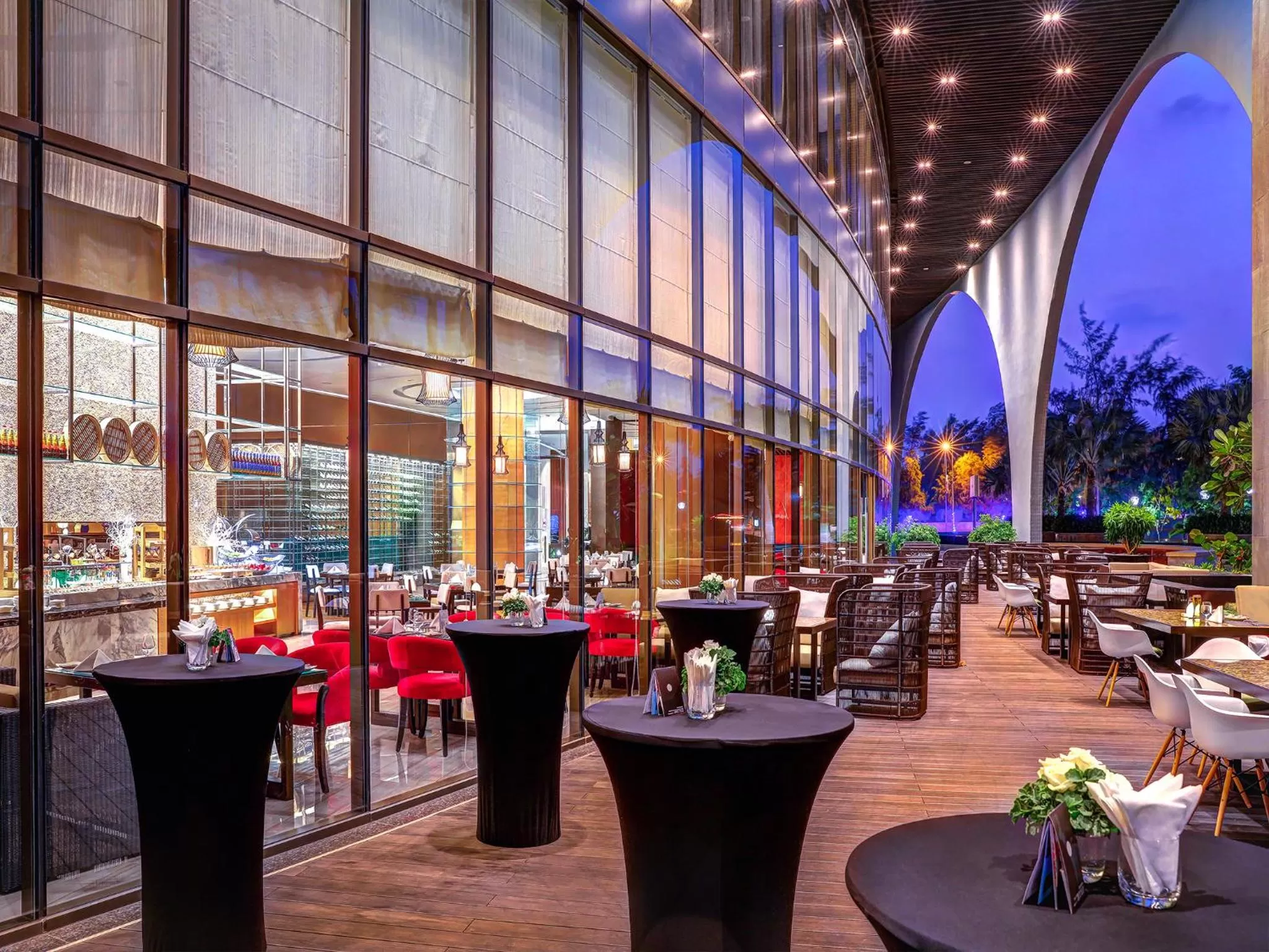 Restaurant/places to eat in Pullman Vung Tau