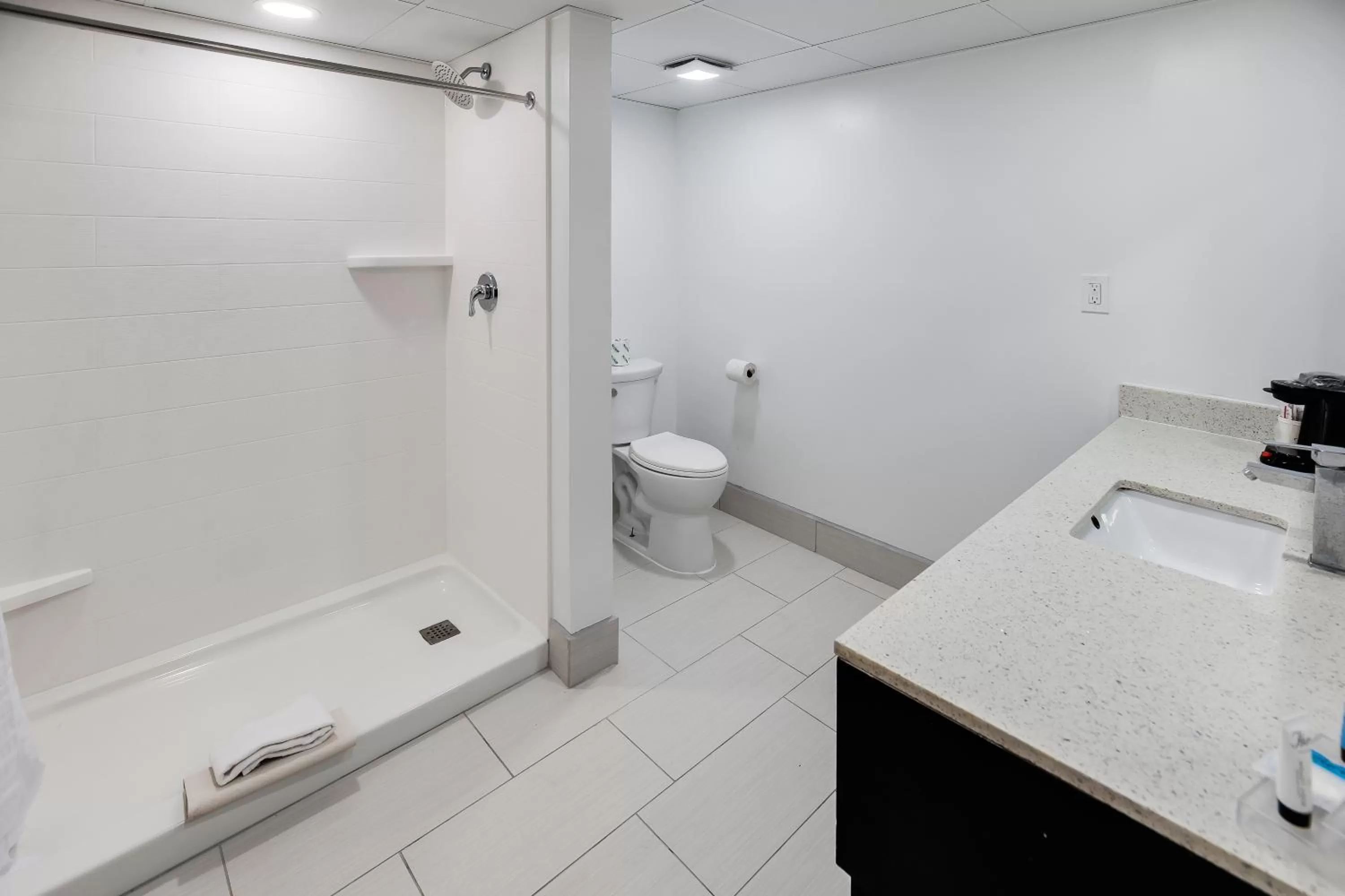 Bathroom in Blu Atlantic Hotel & Suites