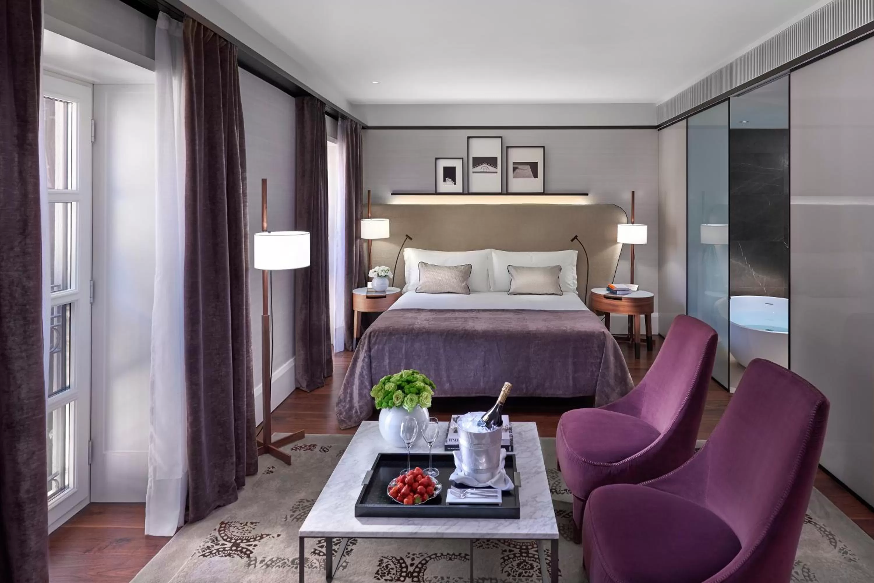 Junior Suite Double in Mandarin Oriental, Milan