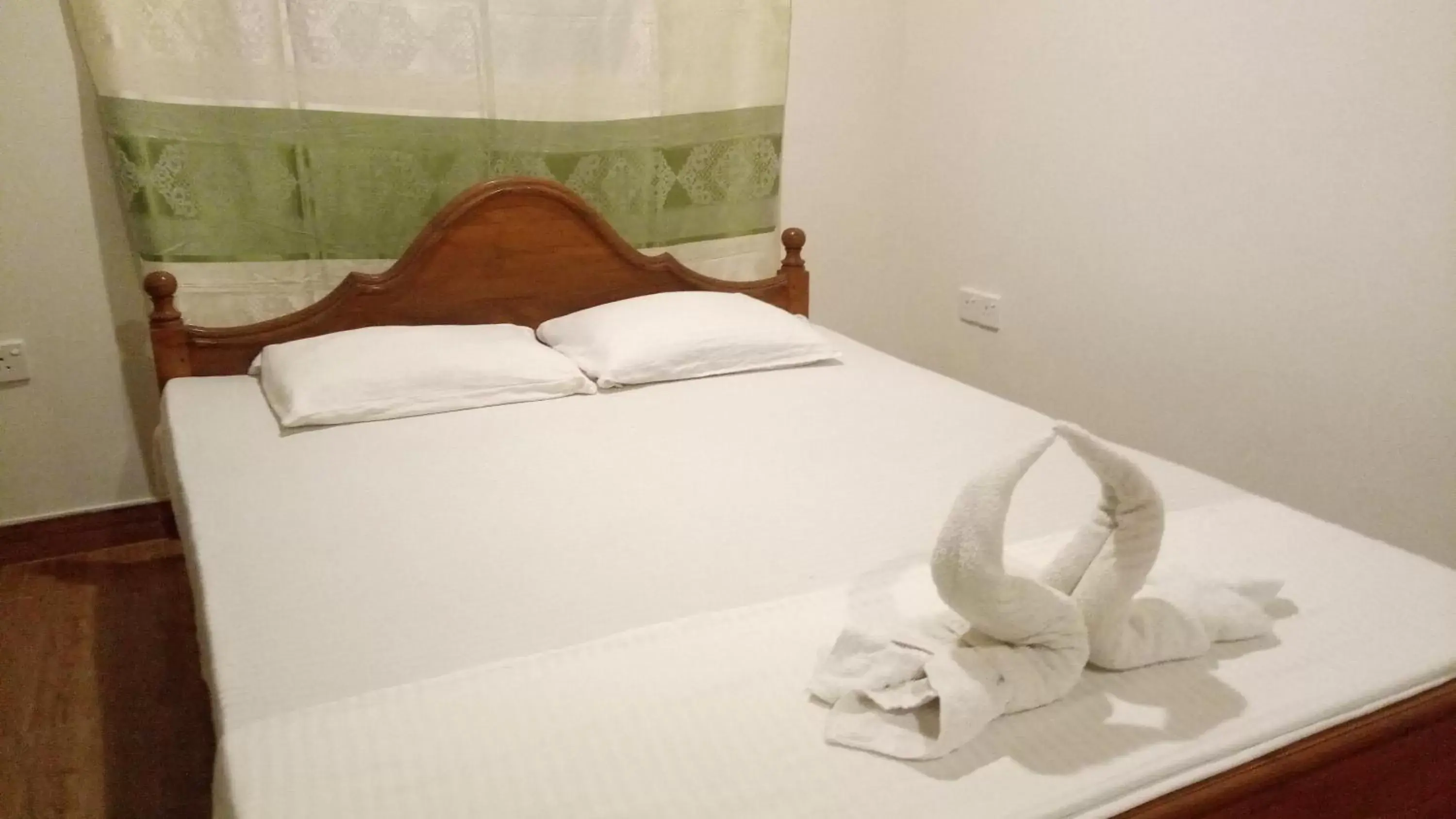 Deluxe Double Room - single occupancy in Sampathaa Residence Deluxe Double Room - single occupancy in Sampathaa Residence