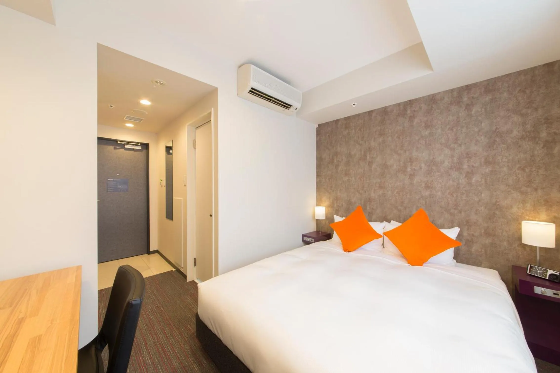 Bed in Tokyu Stay Gotanda