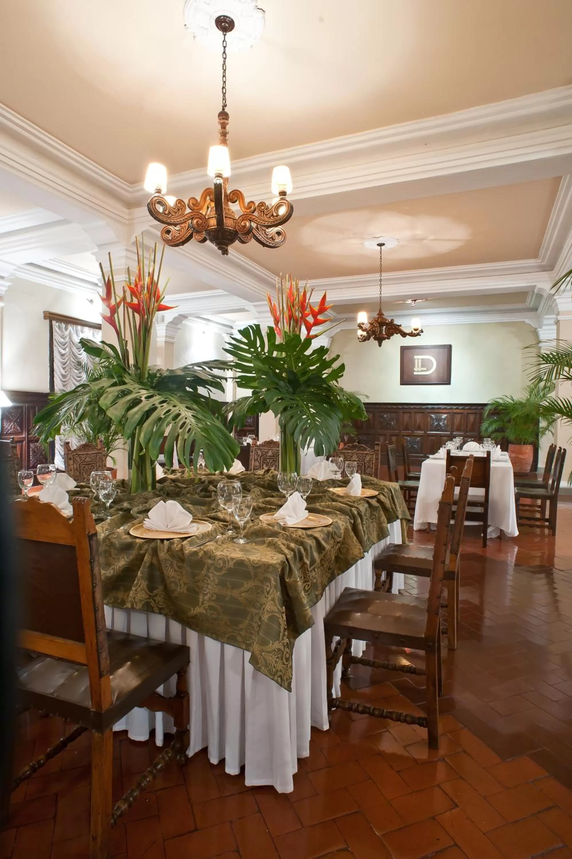 Restaurant/places to eat in Hotel Dann Monasterio