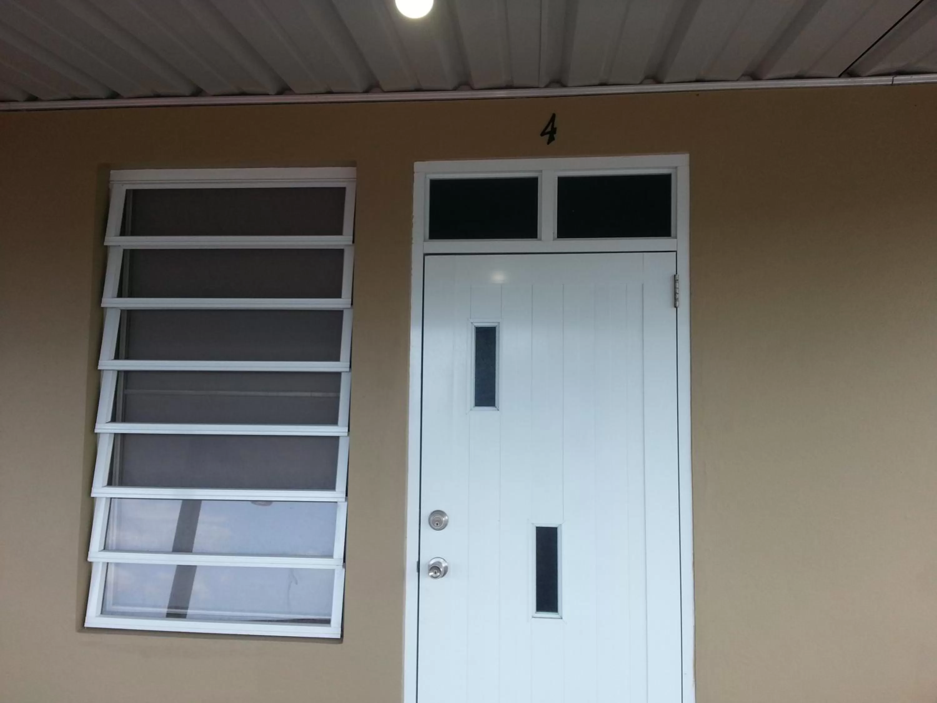 Facade/entrance in Aguada of the Seas