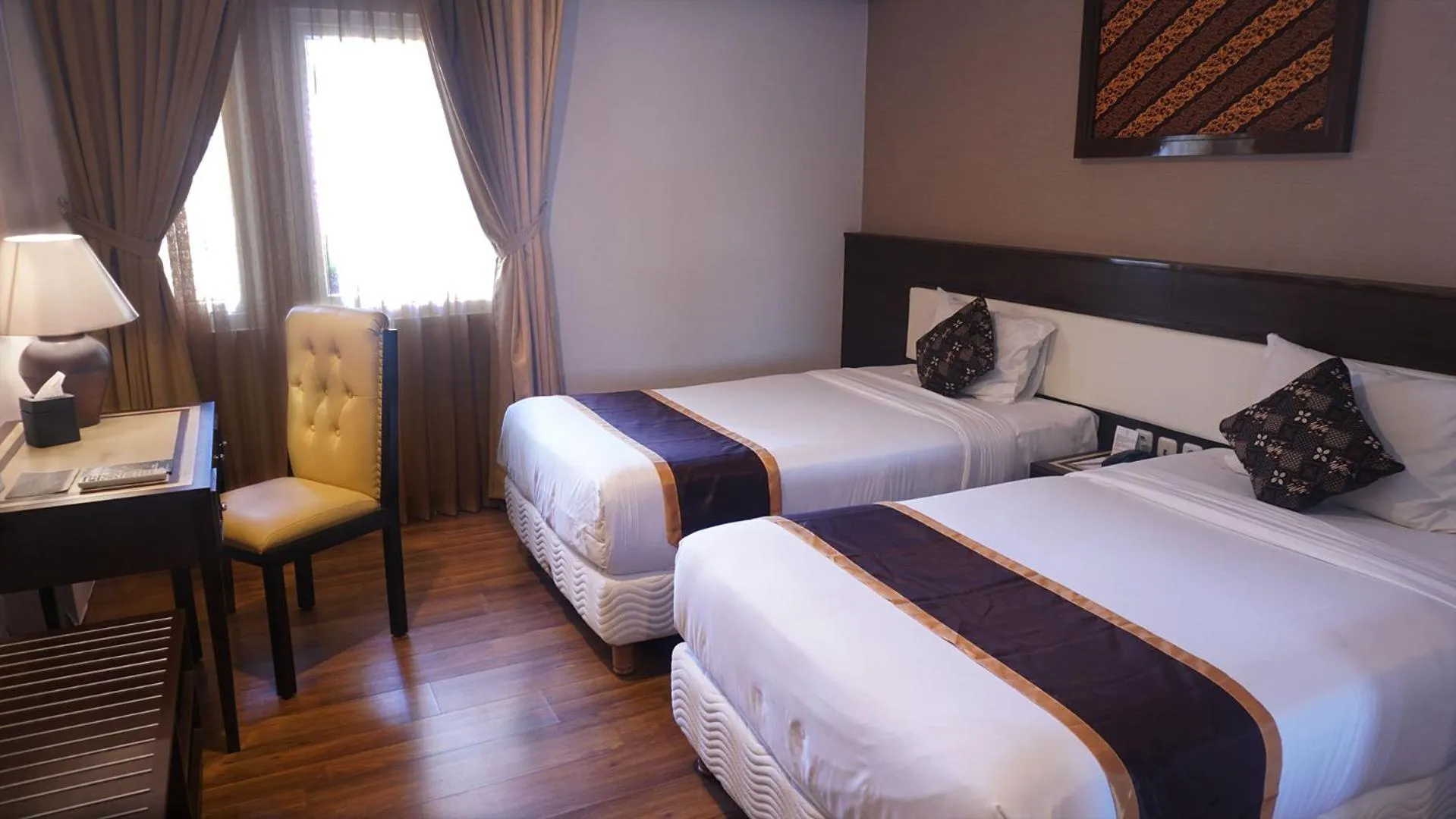 Bed in Royal Darmo Malioboro