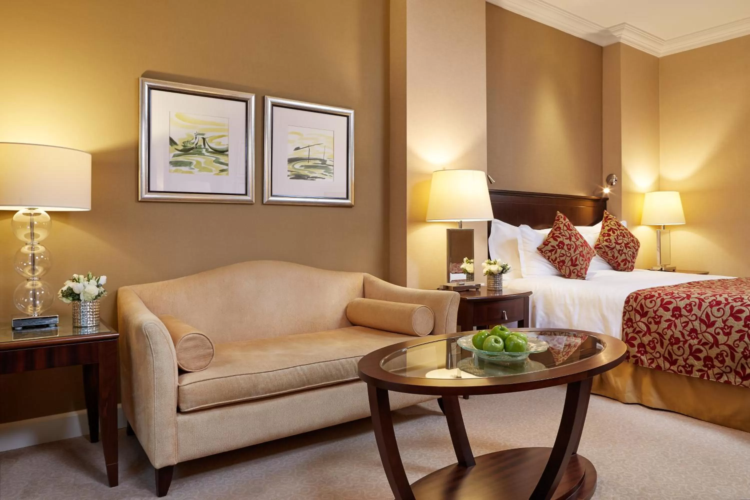 Deluxe Room with Royal Spa Access in Corinthia Budapest