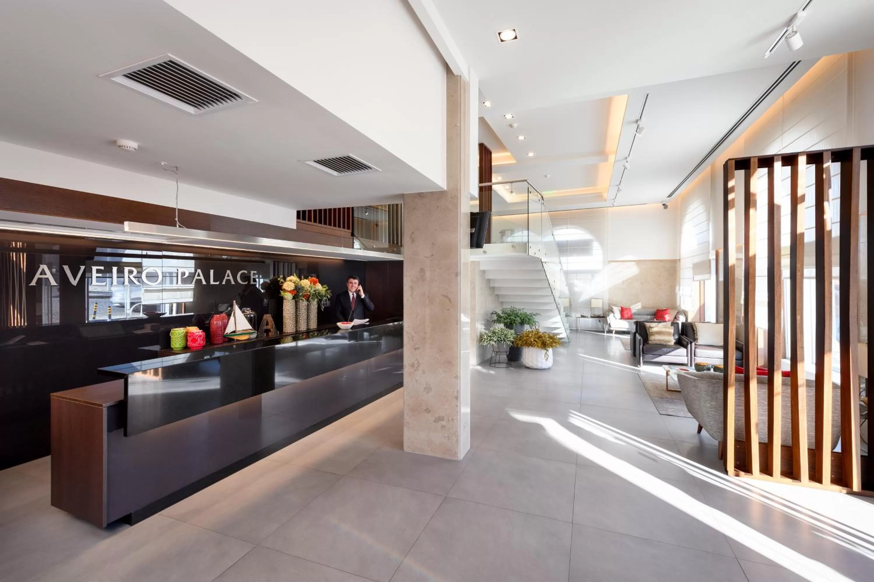 Lobby or reception in TURIM Aveiro Palace Hotel