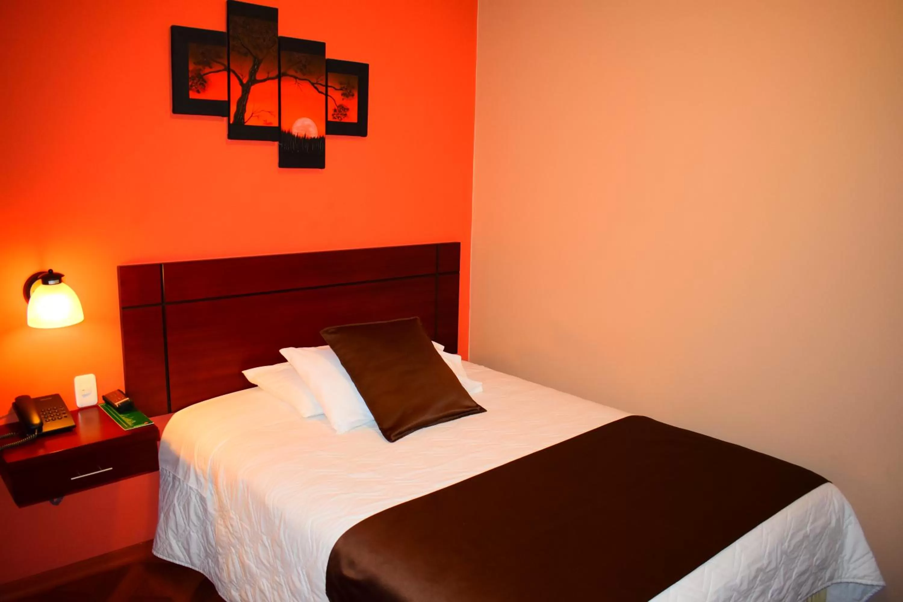 Bedroom, Bed in Hotel Endamo