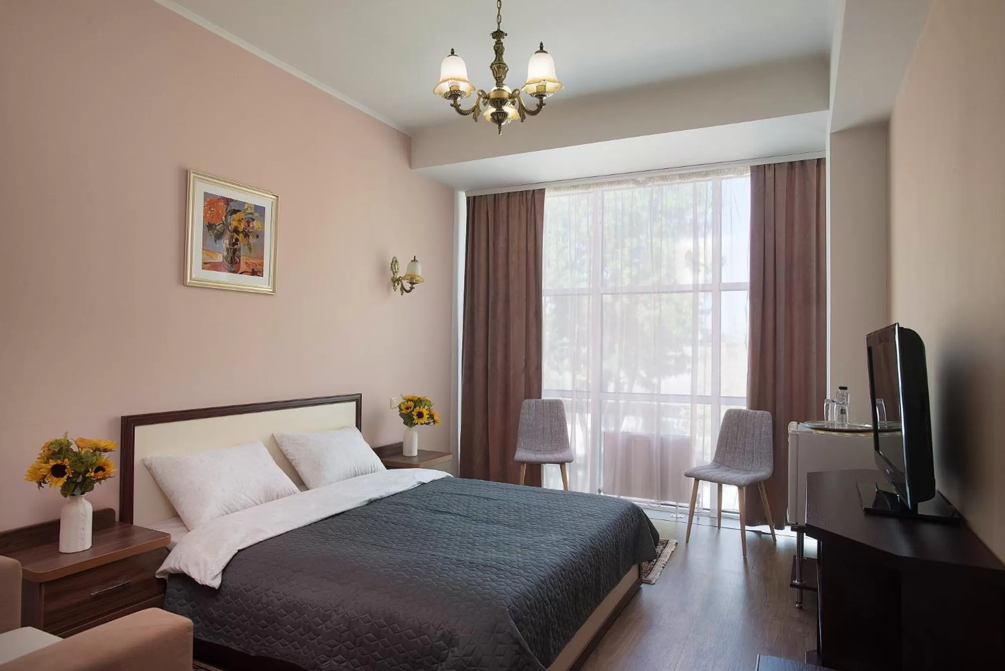 Photo of the whole room, Bed in Art Hotel