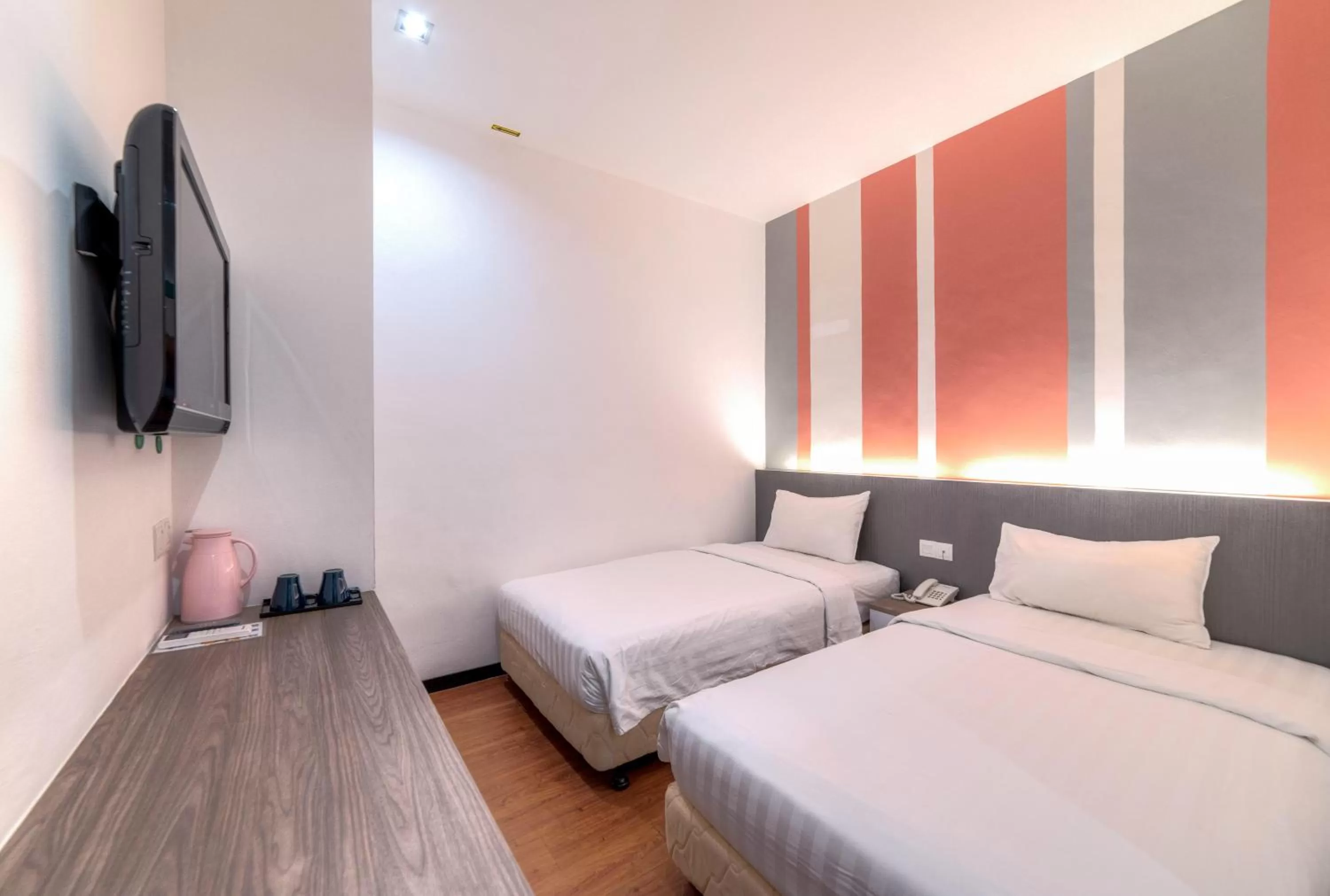 Bedroom, Bed in Yan Hotel