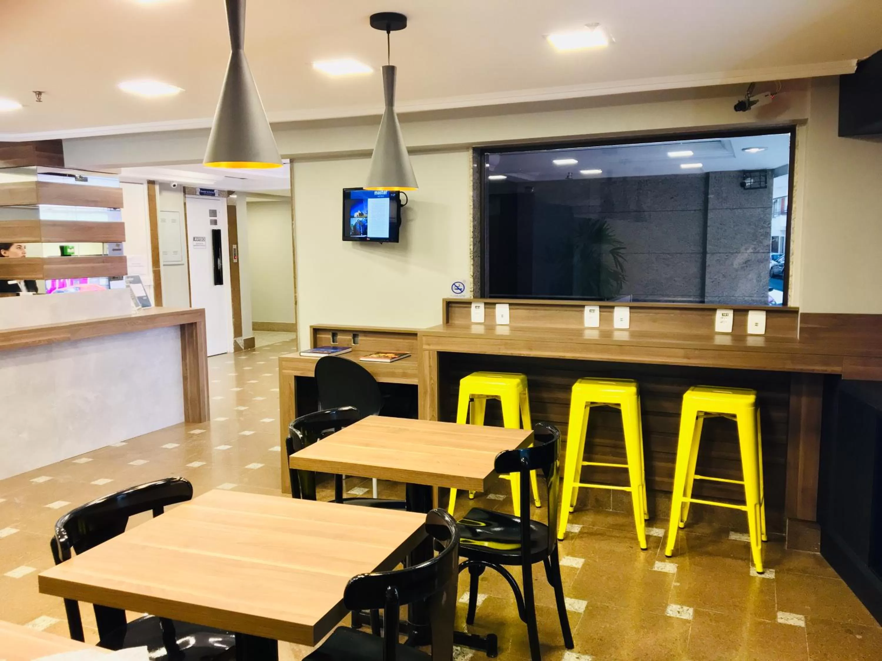 Lobby or reception in Master Express Cidade Baixa - Próximo ao Araujo Viana, UFRGS e Santa Casa