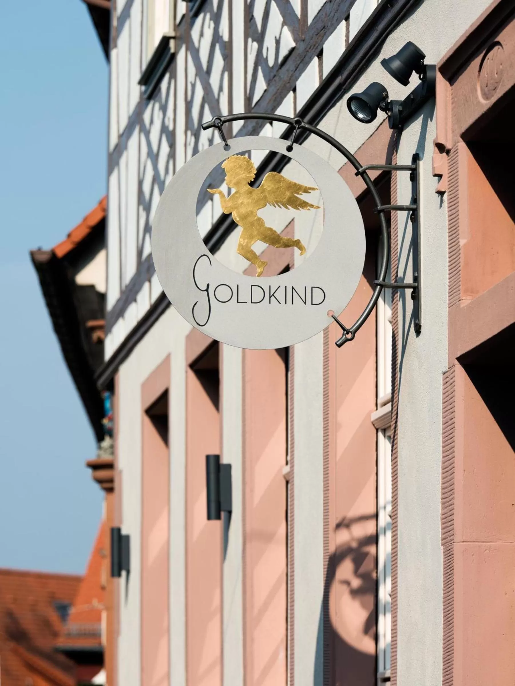 Property building in Goldkind Feine Wohn- & Schlafstuben