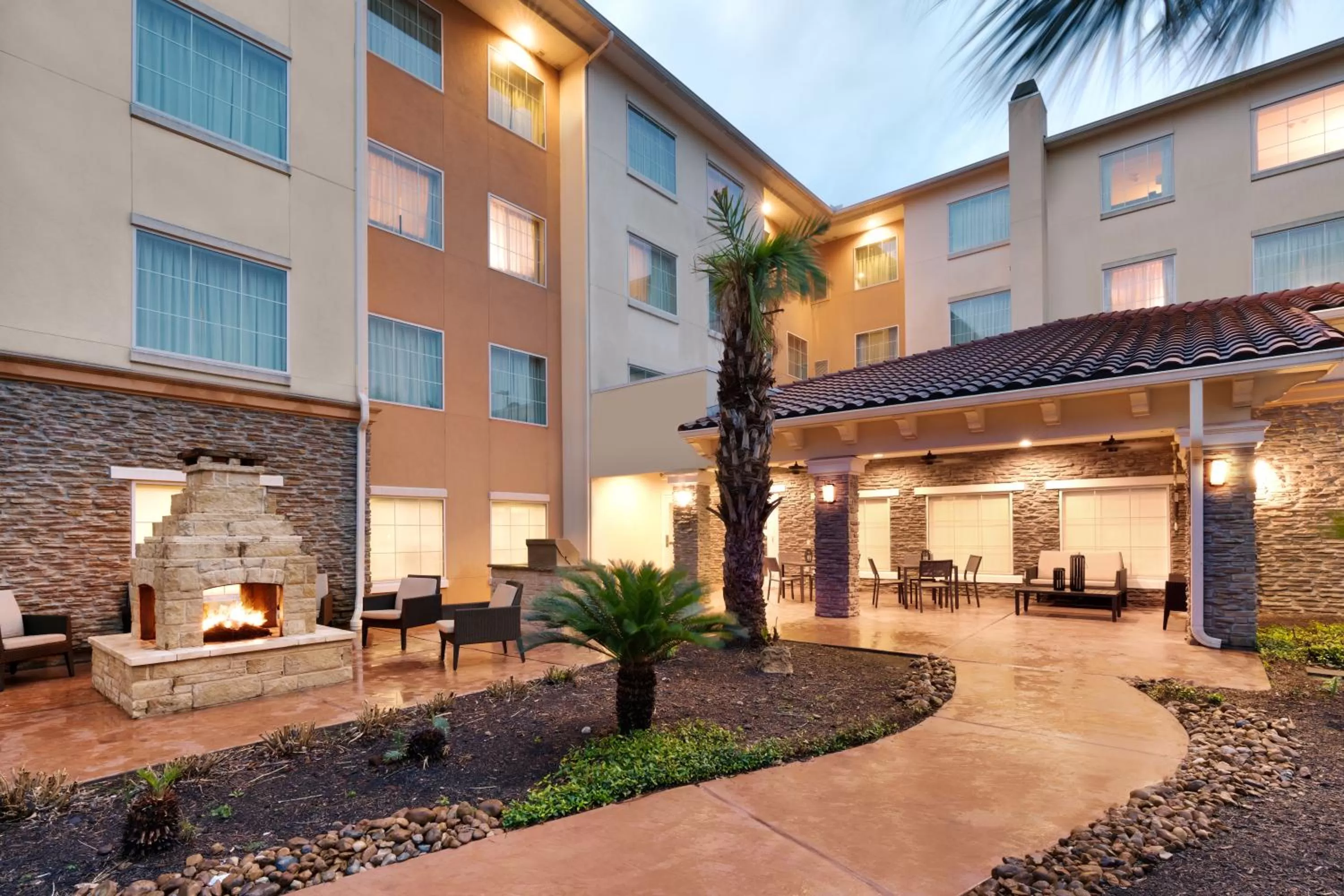 Patio in Residence Inn by Marriott Houston I-10 West/Park Row