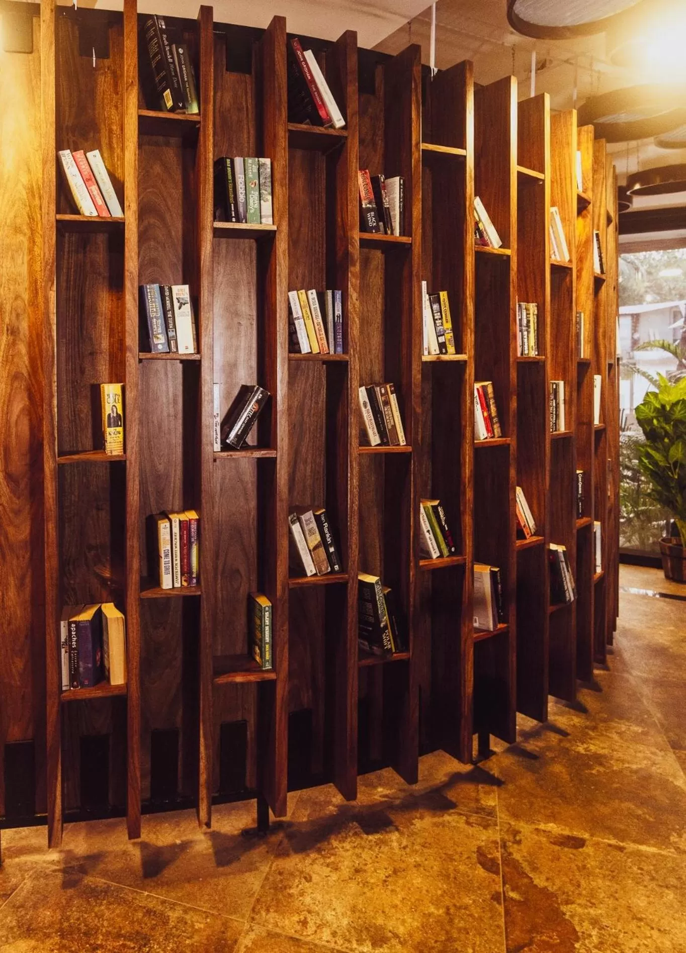 Restaurant/places to eat, Library in HALF Hotel, Calangute