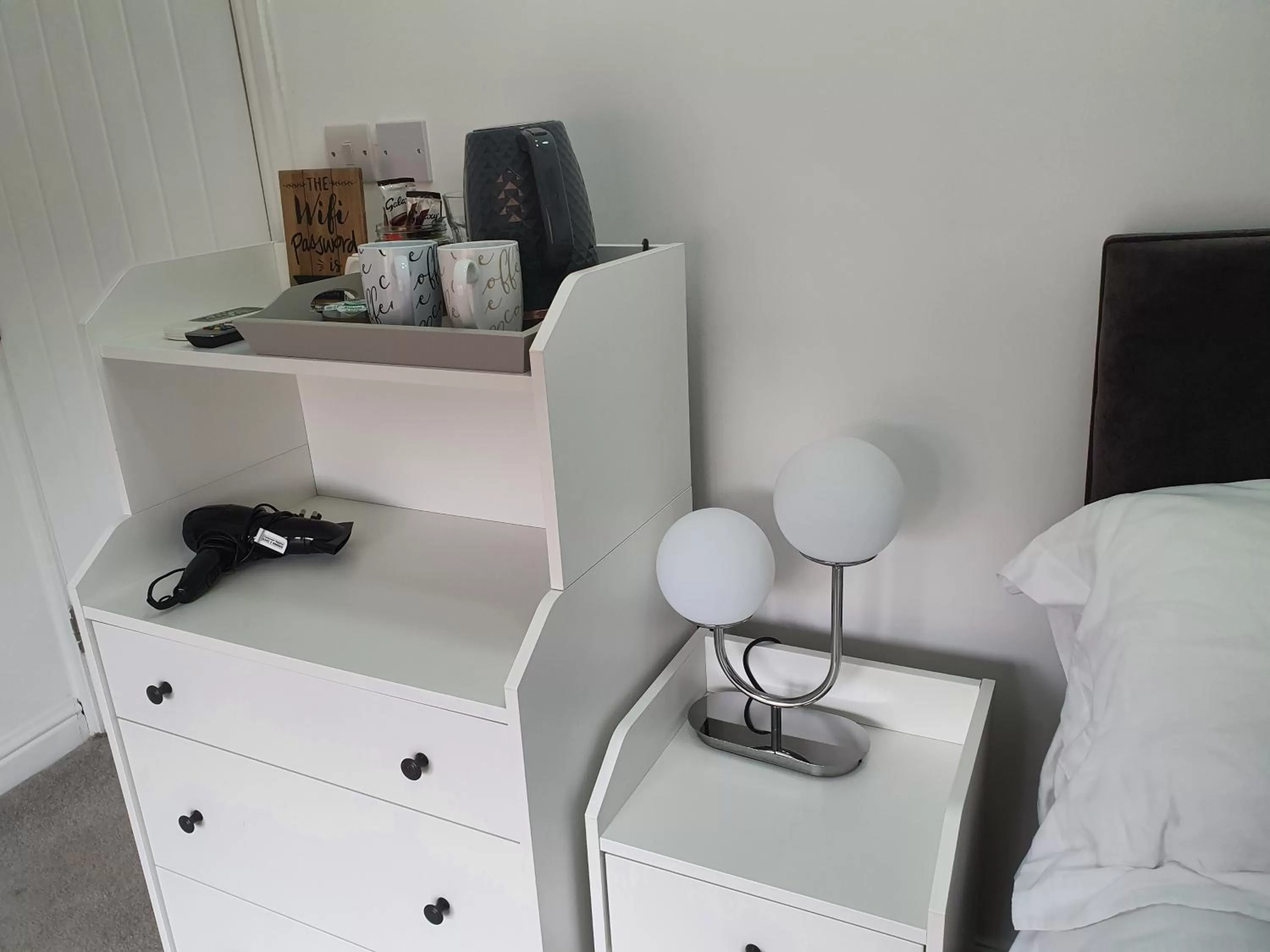 Bed in The Wheatsheaf Inn